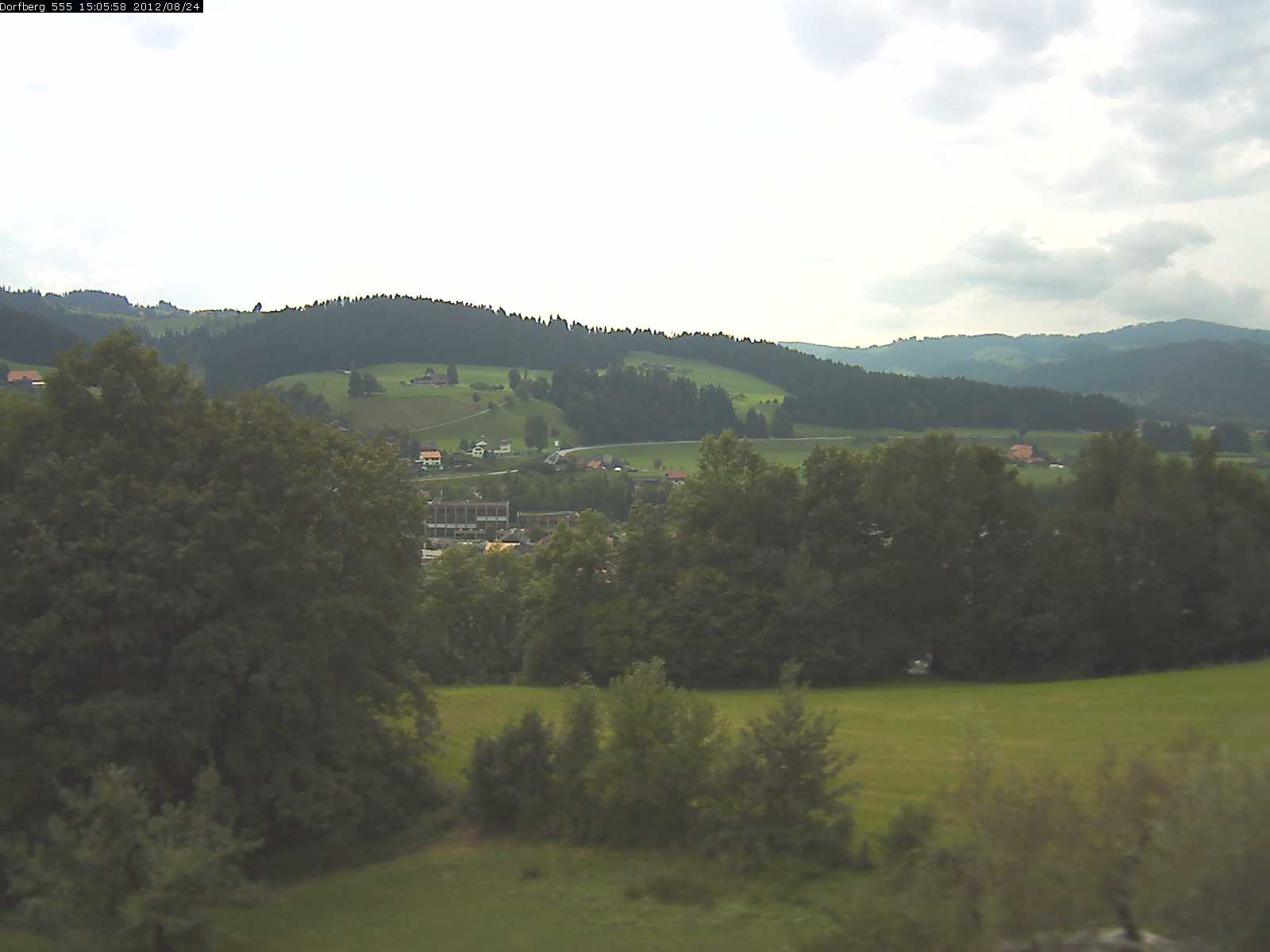 Webcam-Bild: Aussicht vom Dorfberg in Langnau 20120824-150600