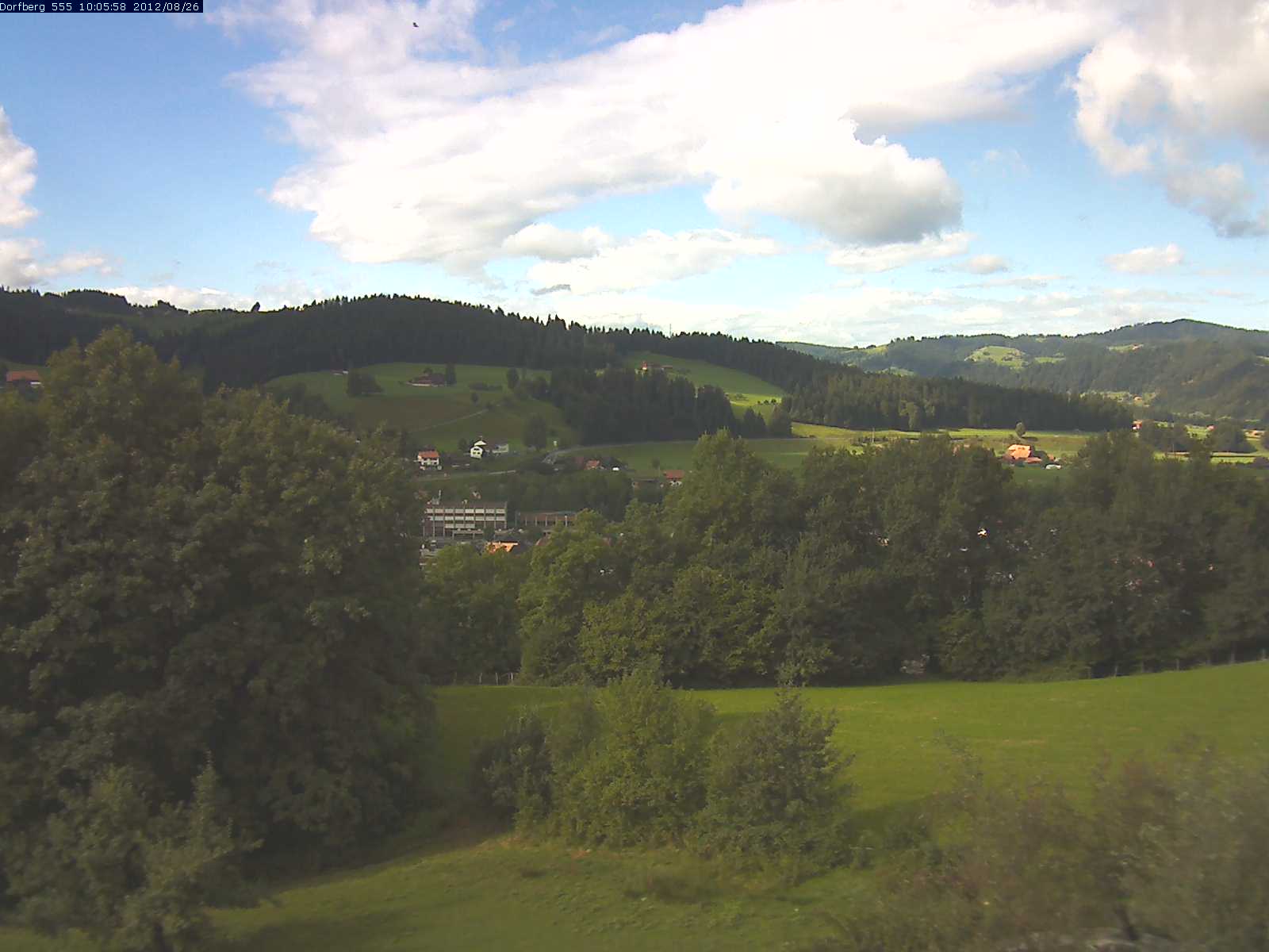 Webcam-Bild: Aussicht vom Dorfberg in Langnau 20120826-100600