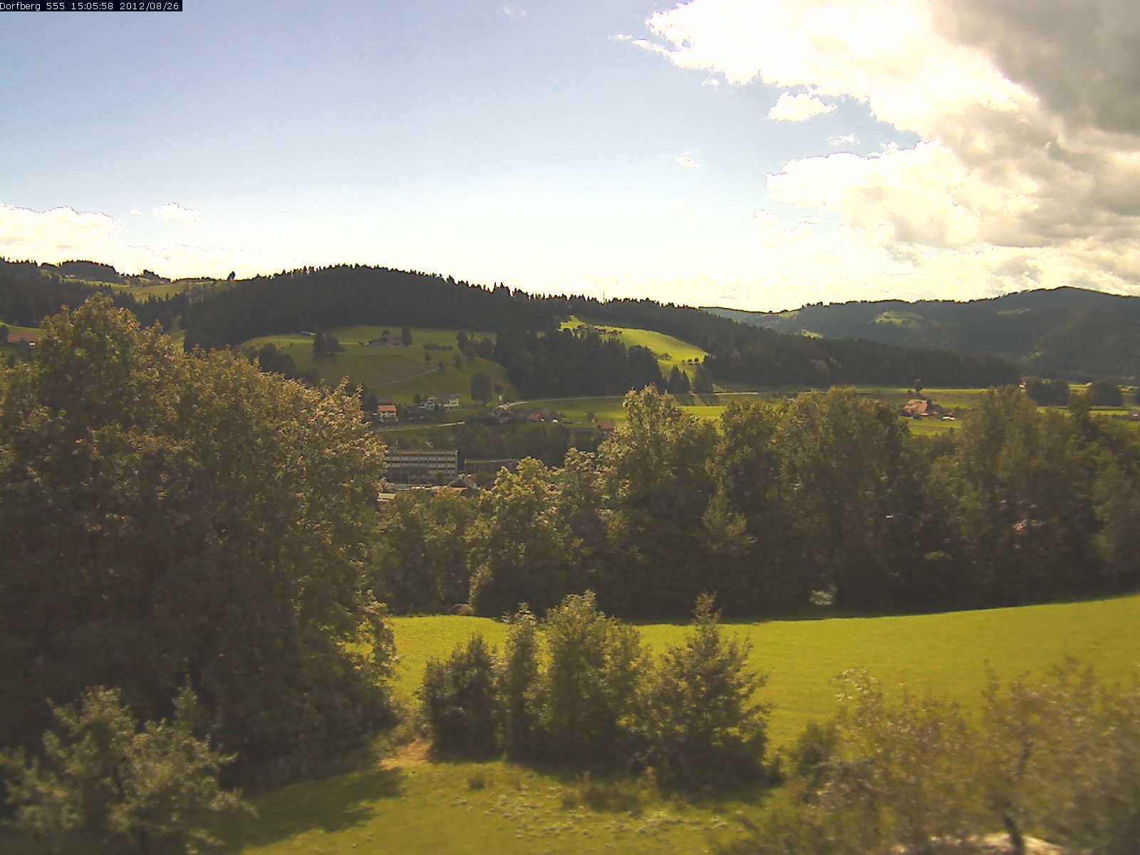 Webcam-Bild: Aussicht vom Dorfberg in Langnau 20120826-150600