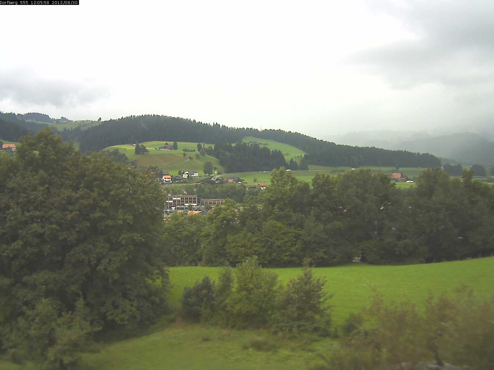 Webcam-Bild: Aussicht vom Dorfberg in Langnau 20120830-120600