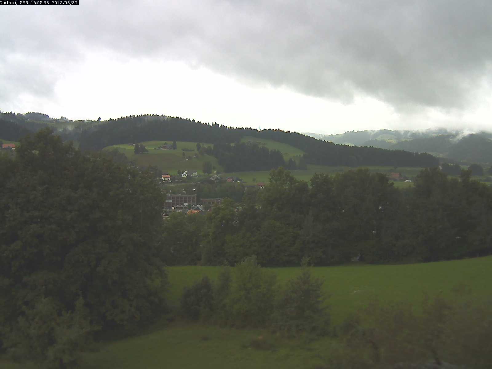 Webcam-Bild: Aussicht vom Dorfberg in Langnau 20120830-160600