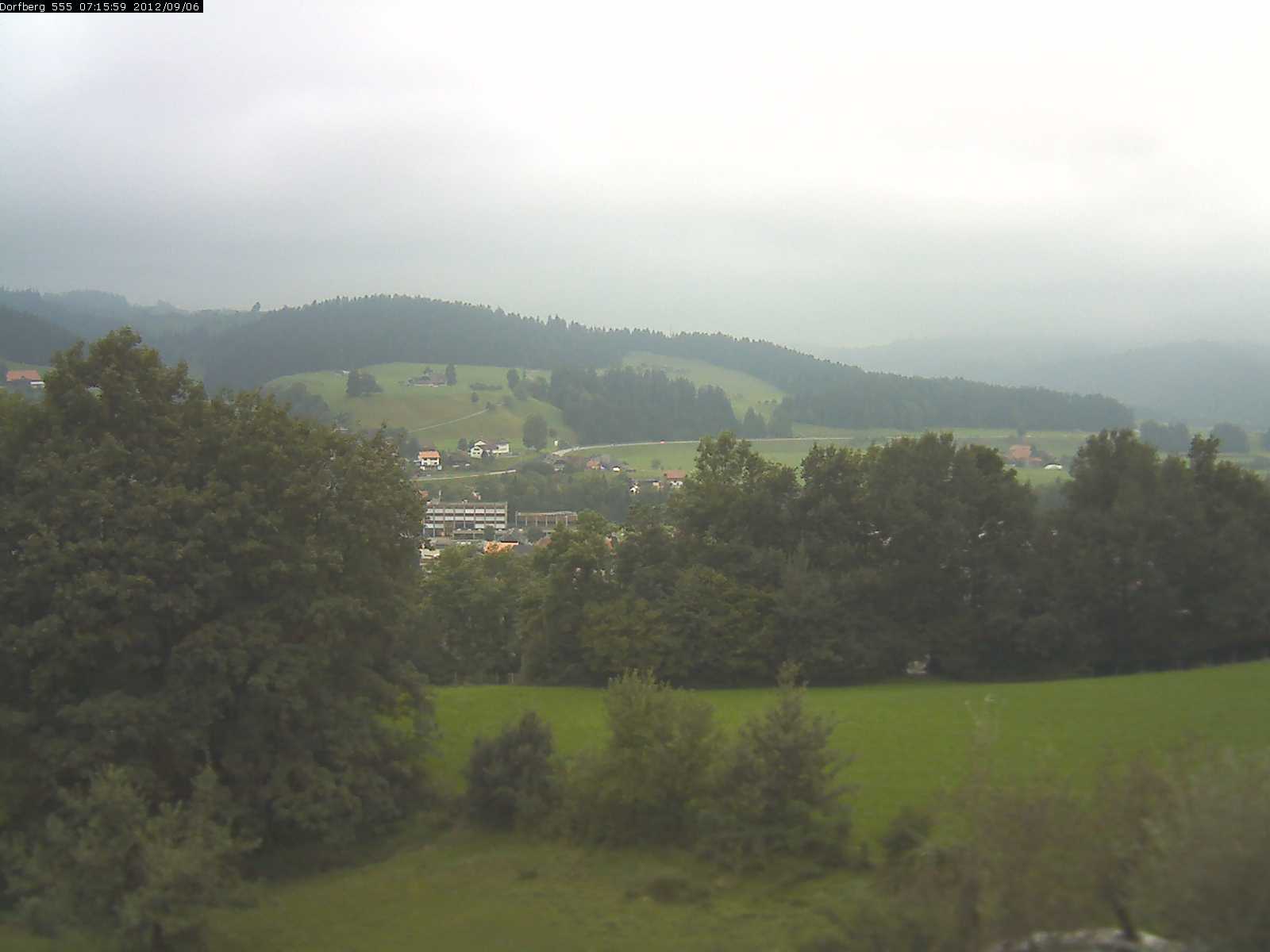 Webcam-Bild: Aussicht vom Dorfberg in Langnau 20120906-071600