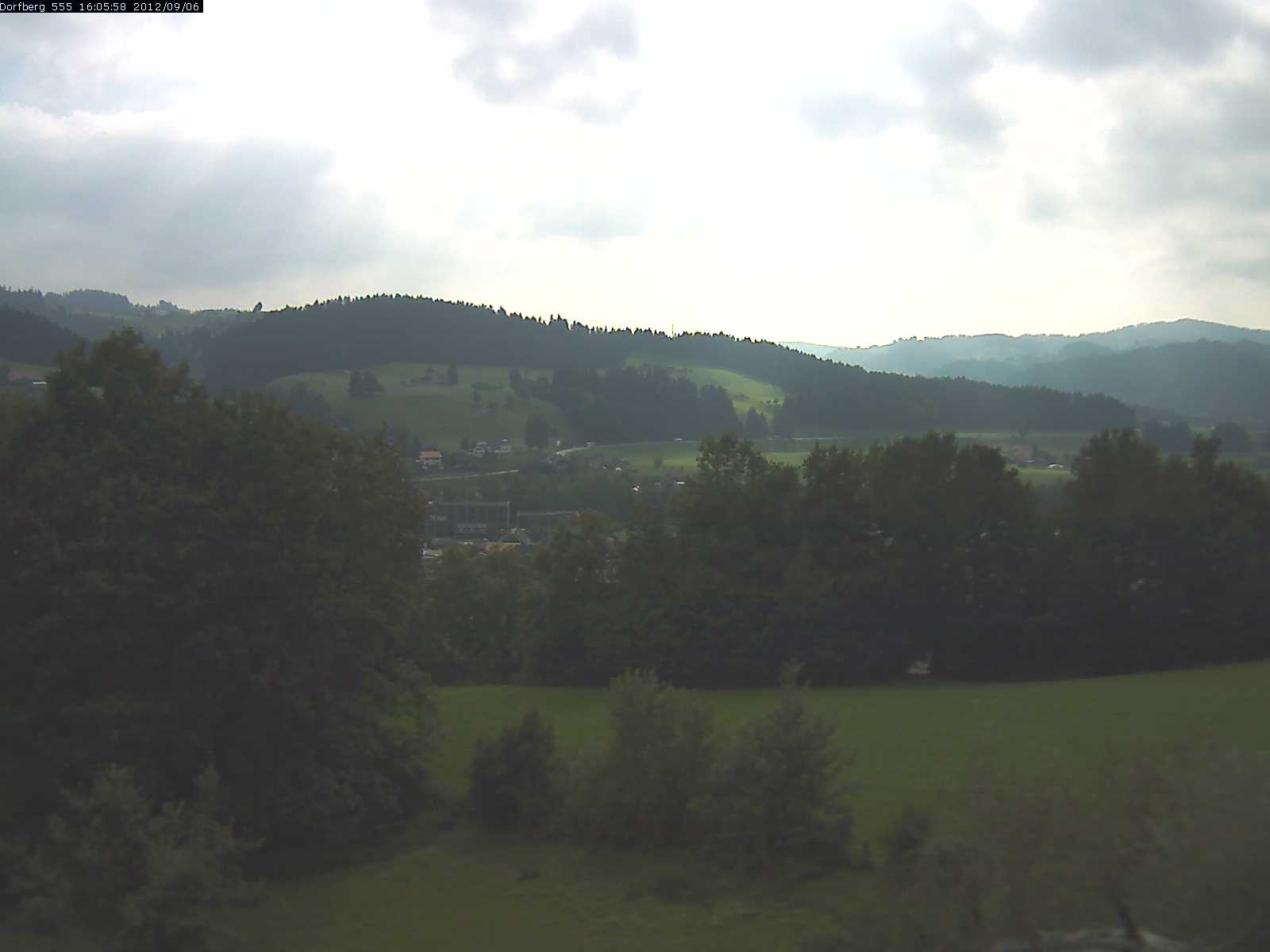 Webcam-Bild: Aussicht vom Dorfberg in Langnau 20120906-160600