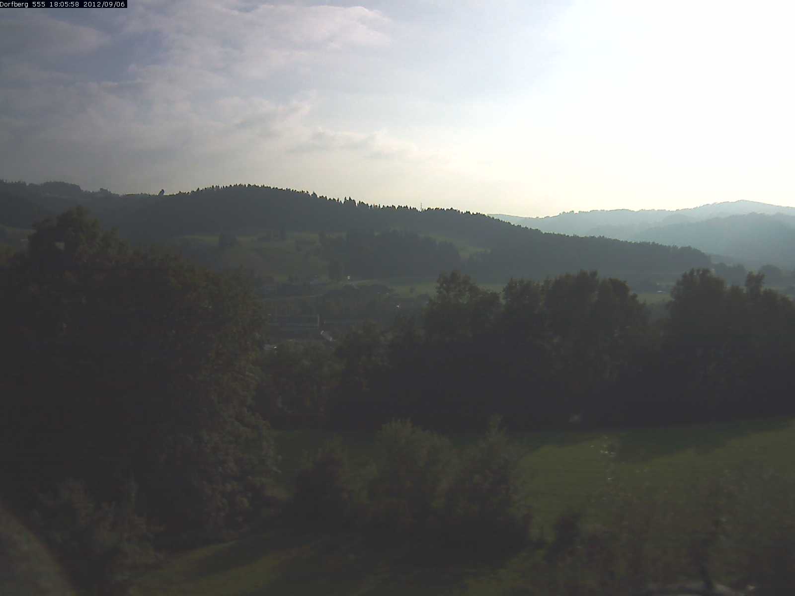 Webcam-Bild: Aussicht vom Dorfberg in Langnau 20120906-180600