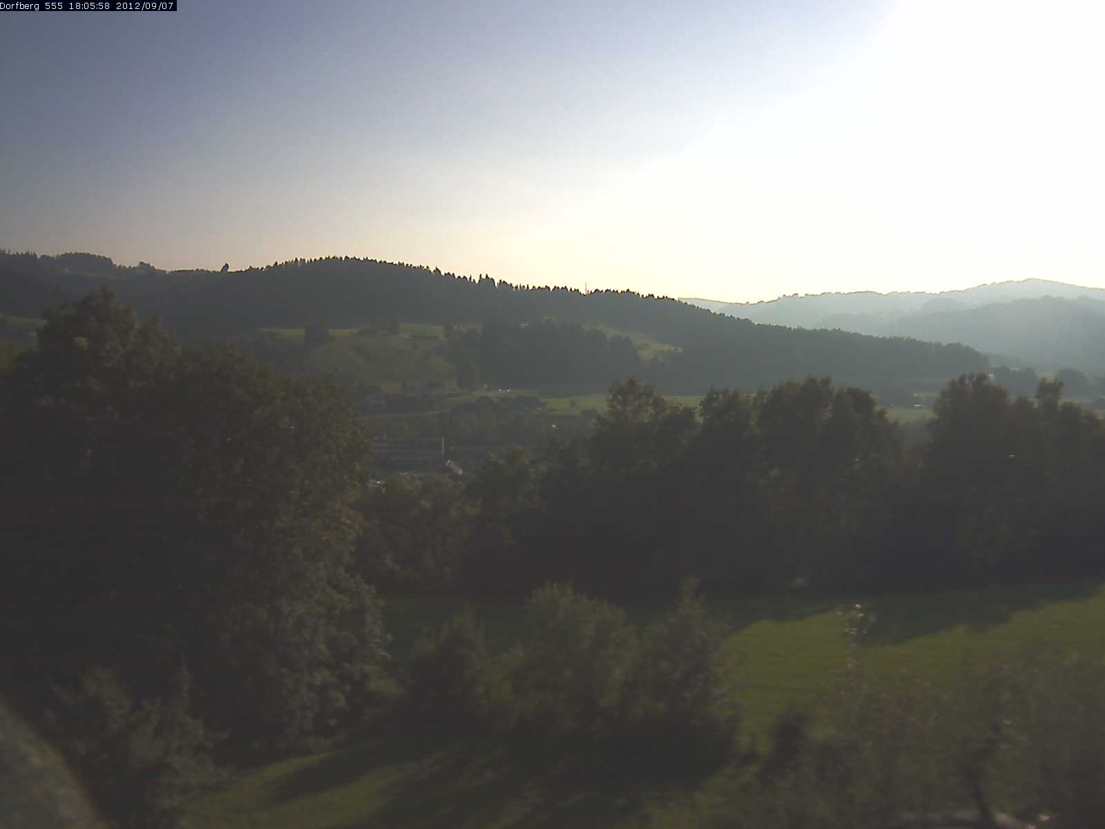 Webcam-Bild: Aussicht vom Dorfberg in Langnau 20120907-180600