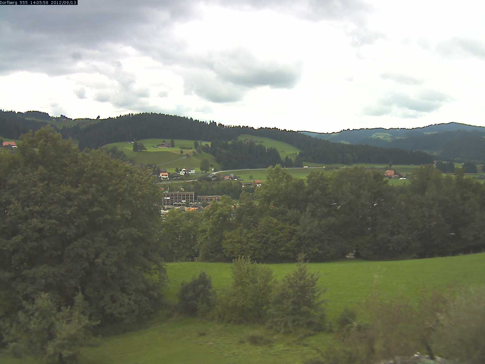 Webcam-Bild: Aussicht vom Dorfberg in Langnau 20120913-140600