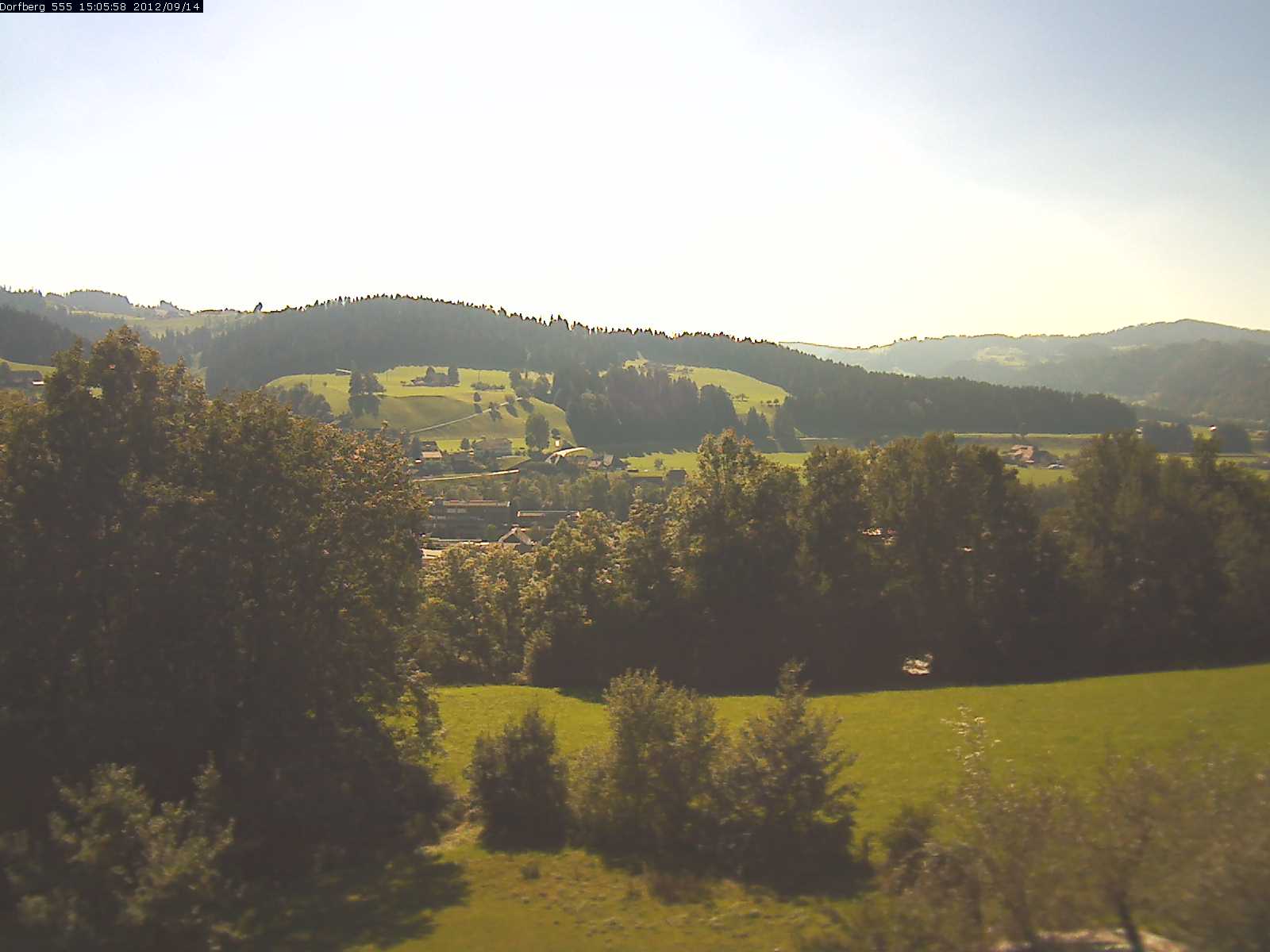 Webcam-Bild: Aussicht vom Dorfberg in Langnau 20120914-150600