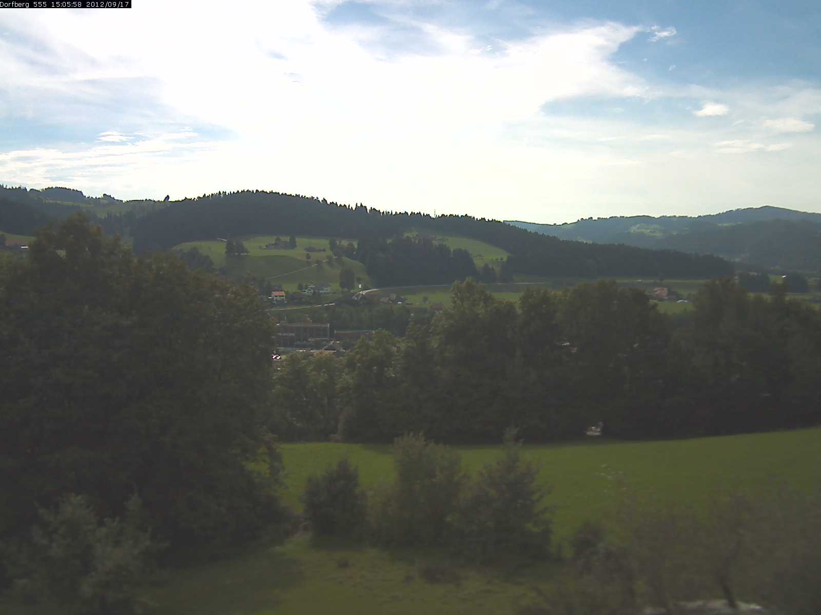 Webcam-Bild: Aussicht vom Dorfberg in Langnau 20120917-150600
