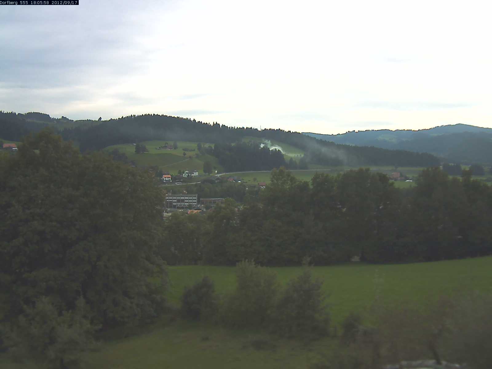 Webcam-Bild: Aussicht vom Dorfberg in Langnau 20120917-180600