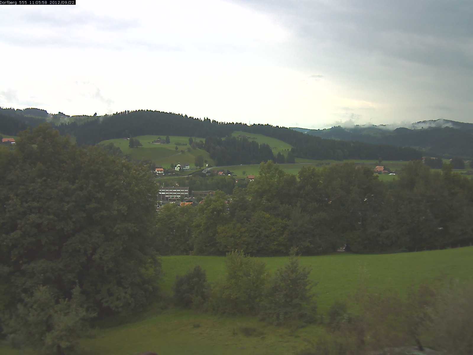 Webcam-Bild: Aussicht vom Dorfberg in Langnau 20120922-110600