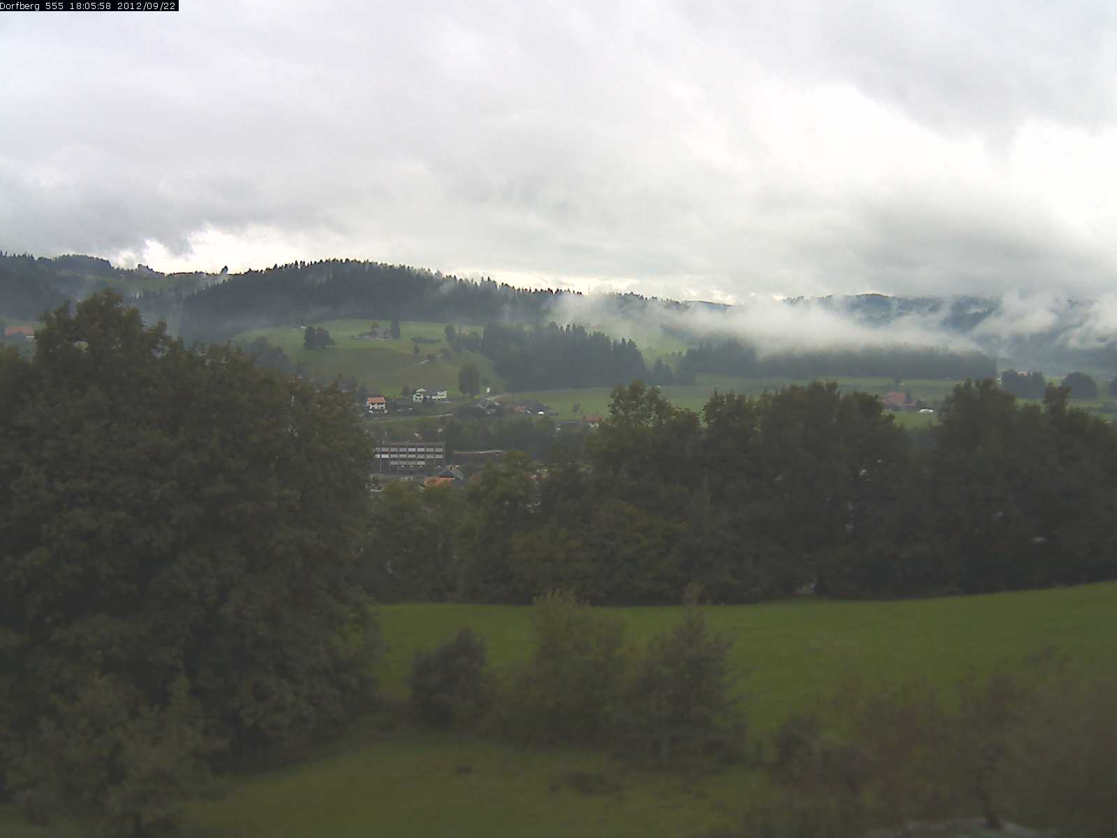 Webcam-Bild: Aussicht vom Dorfberg in Langnau 20120922-180600