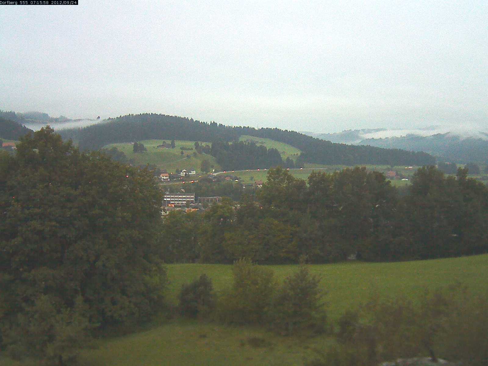 Webcam-Bild: Aussicht vom Dorfberg in Langnau 20120924-071600