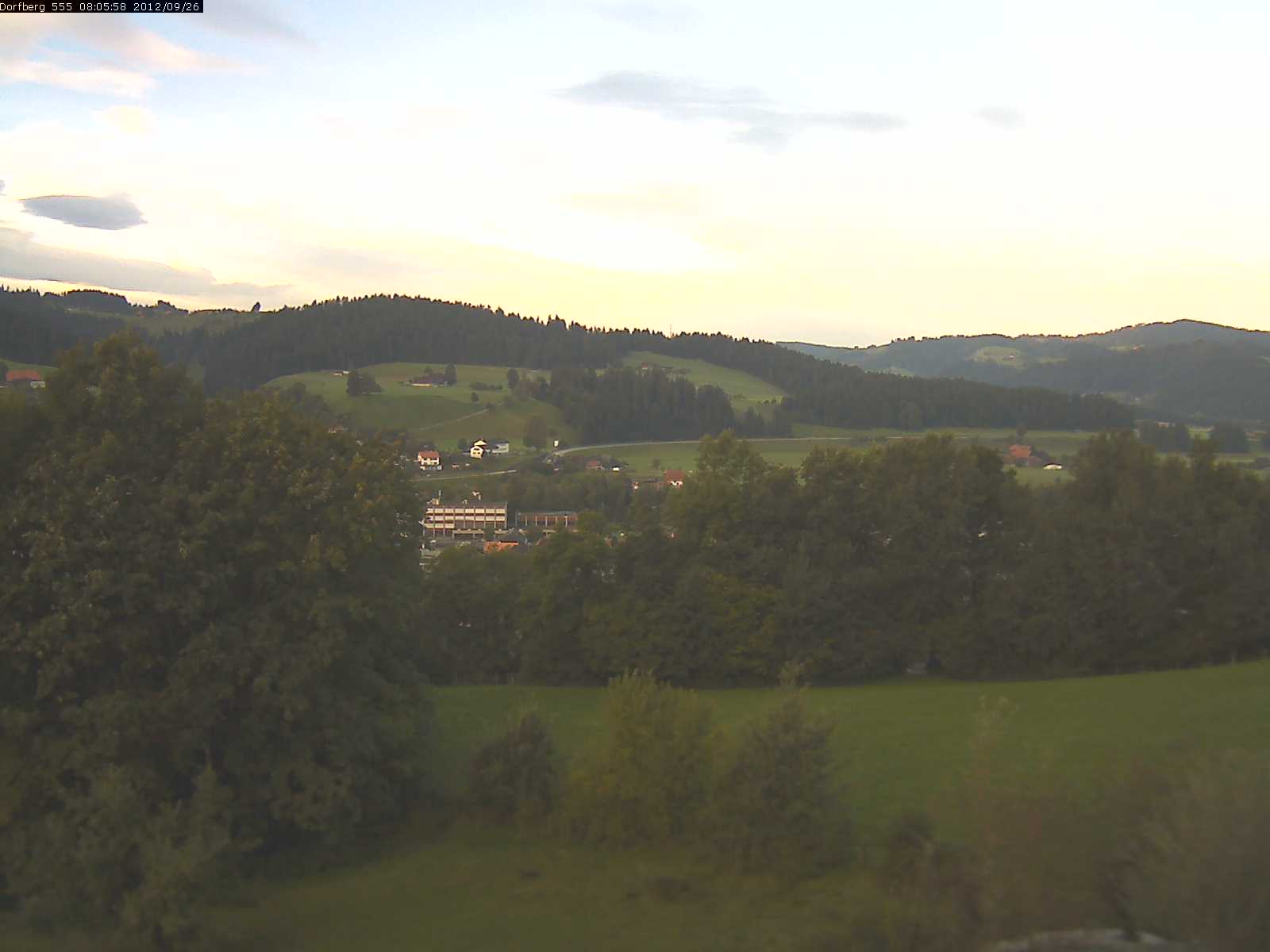 Webcam-Bild: Aussicht vom Dorfberg in Langnau 20120926-080600
