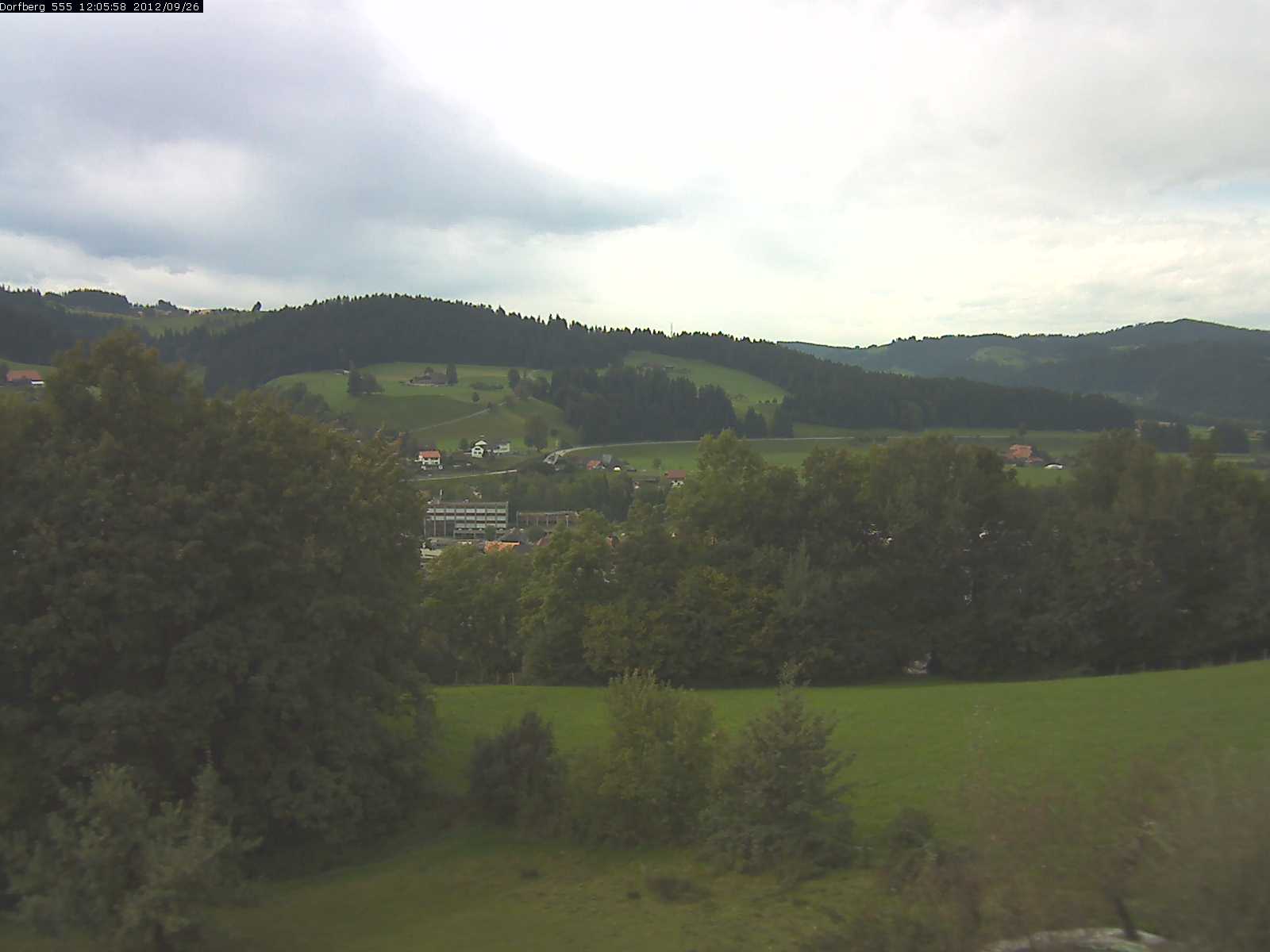 Webcam-Bild: Aussicht vom Dorfberg in Langnau 20120926-120600