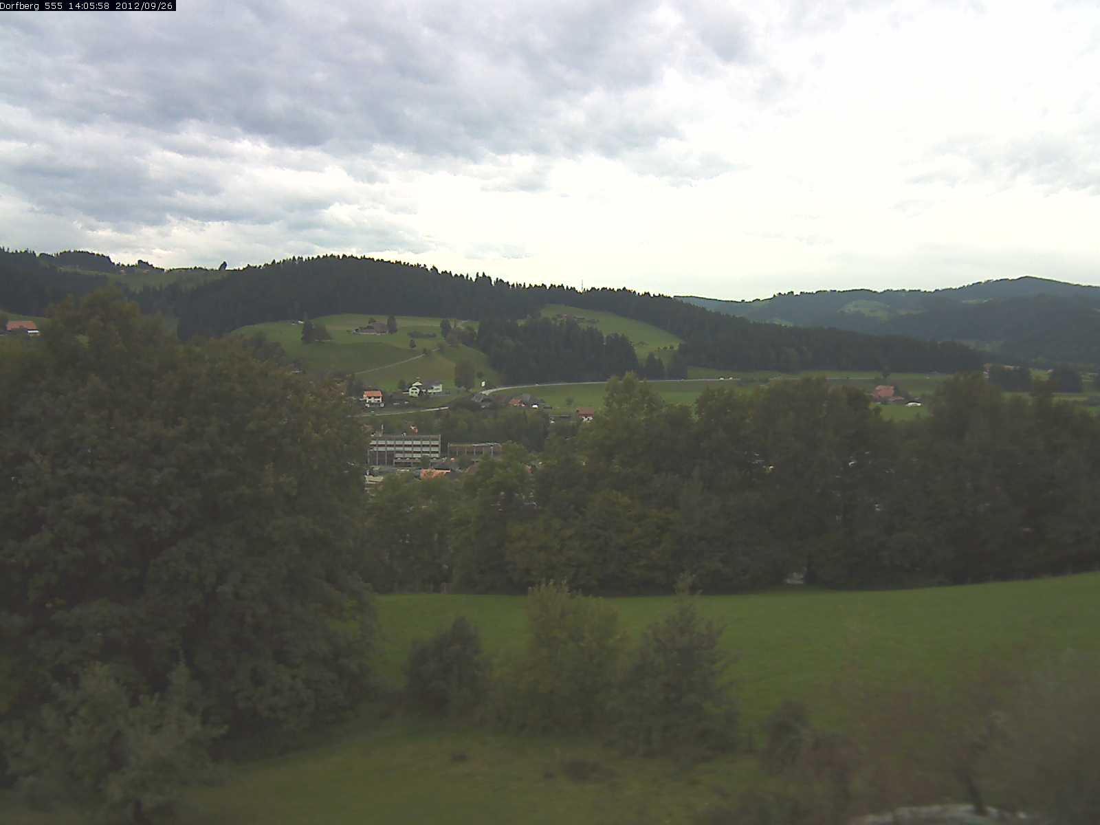 Webcam-Bild: Aussicht vom Dorfberg in Langnau 20120926-140600