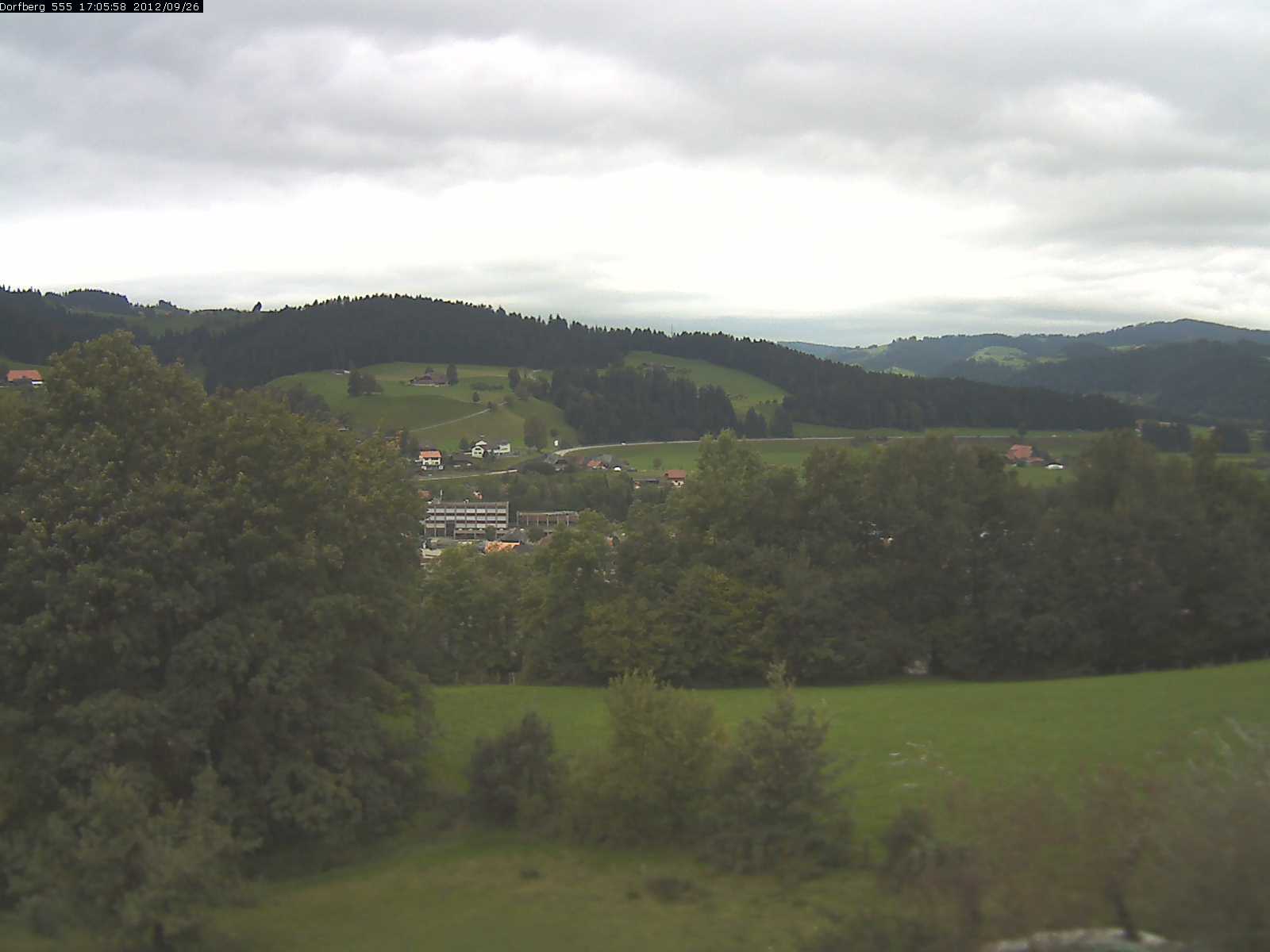 Webcam-Bild: Aussicht vom Dorfberg in Langnau 20120926-170600