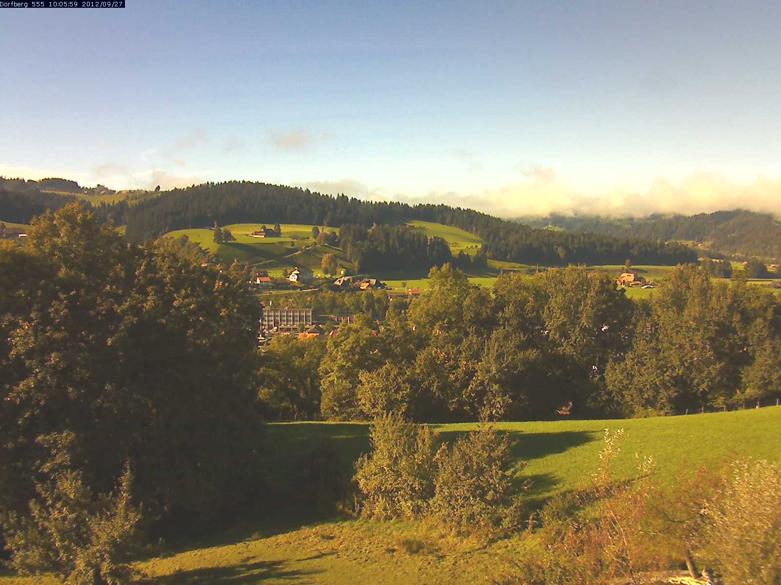 Webcam-Bild: Aussicht vom Dorfberg in Langnau 20120927-100600