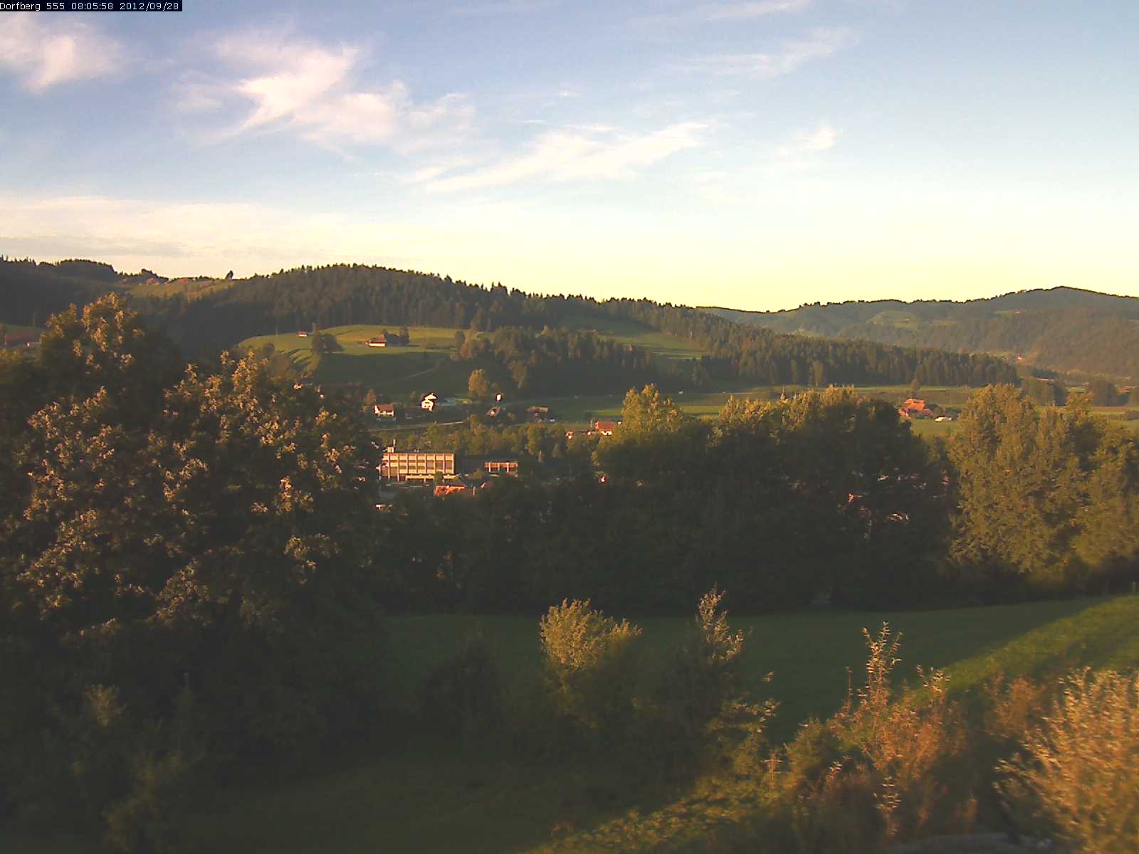 Webcam-Bild: Aussicht vom Dorfberg in Langnau 20120928-080600