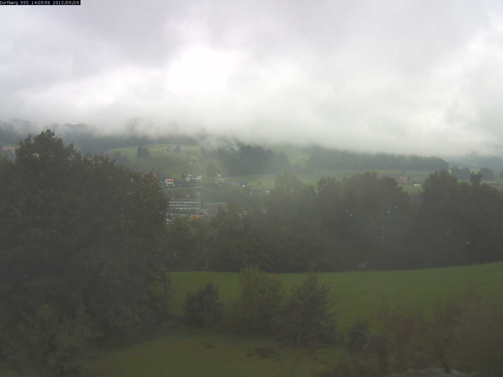 Webcam-Bild: Aussicht vom Dorfberg in Langnau 20120929-140600