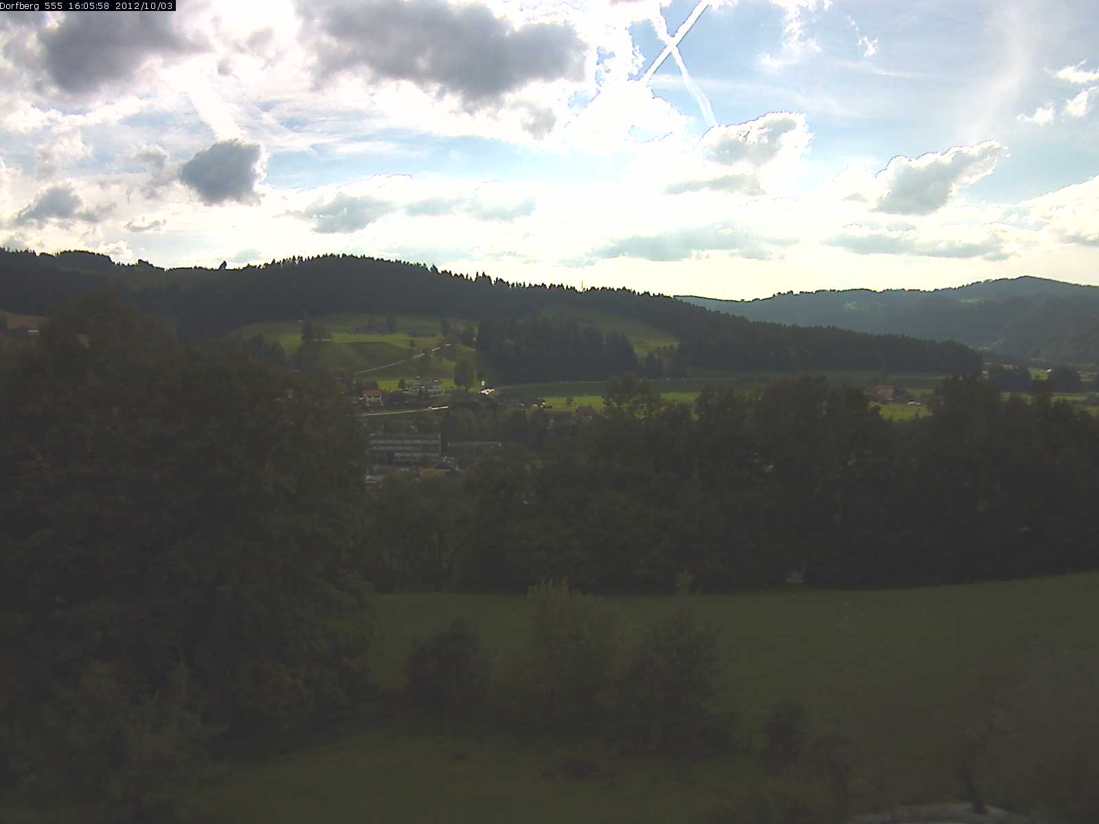 Webcam-Bild: Aussicht vom Dorfberg in Langnau 20121003-160600