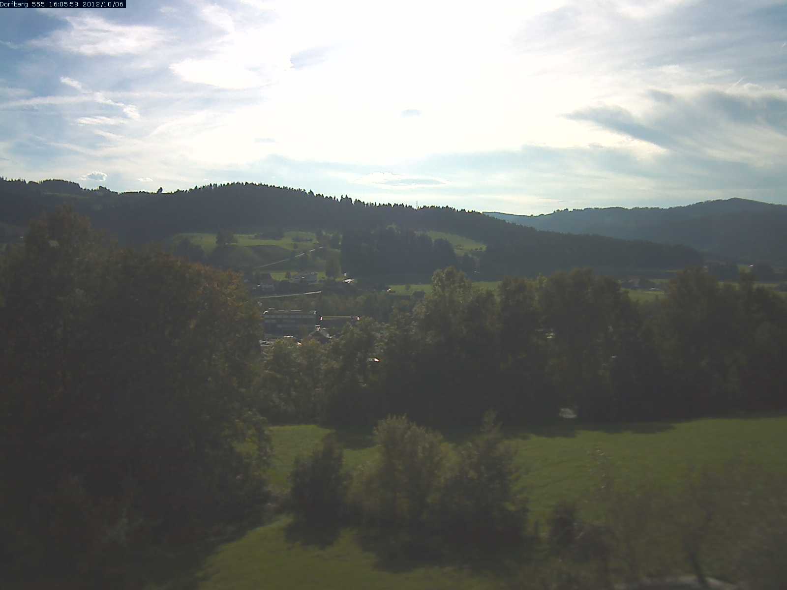 Webcam-Bild: Aussicht vom Dorfberg in Langnau 20121006-160600