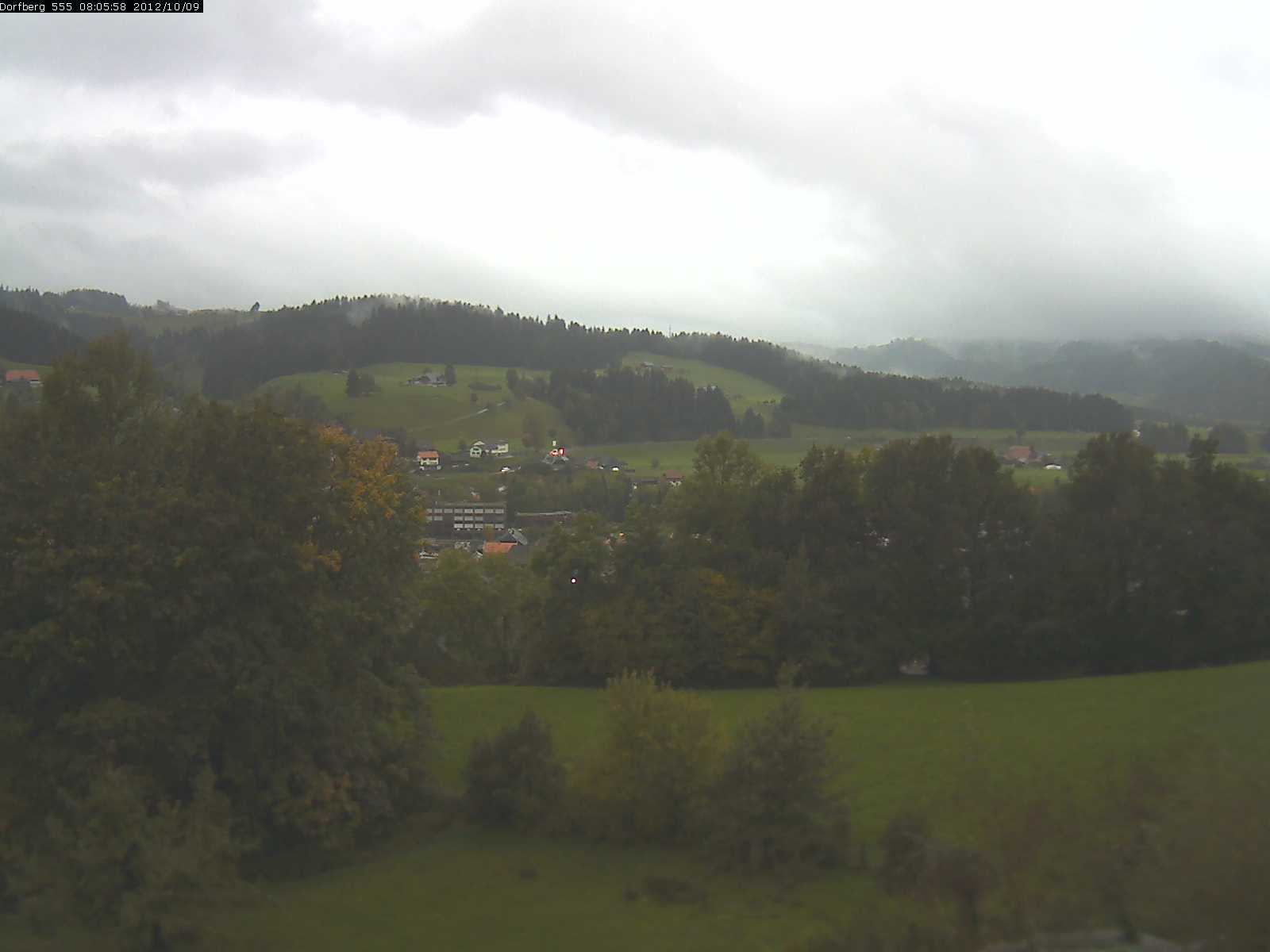 Webcam-Bild: Aussicht vom Dorfberg in Langnau 20121009-080600
