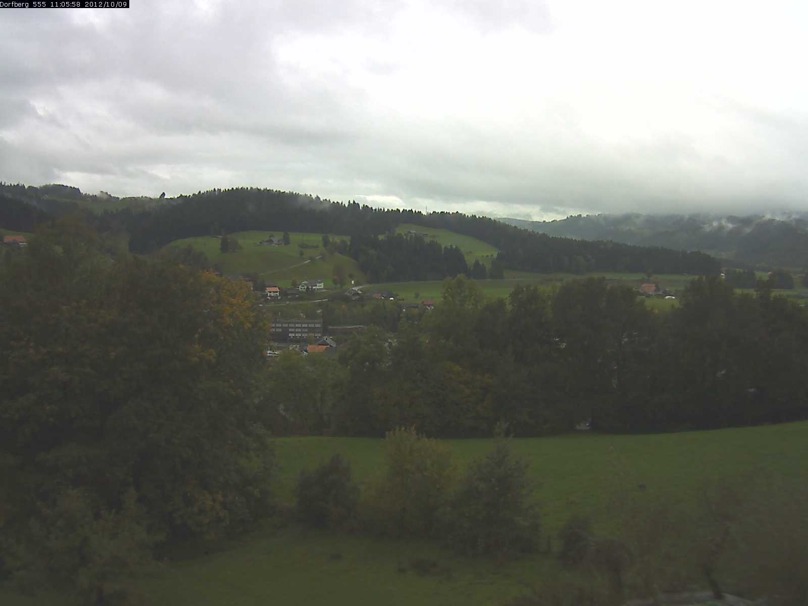 Webcam-Bild: Aussicht vom Dorfberg in Langnau 20121009-110600