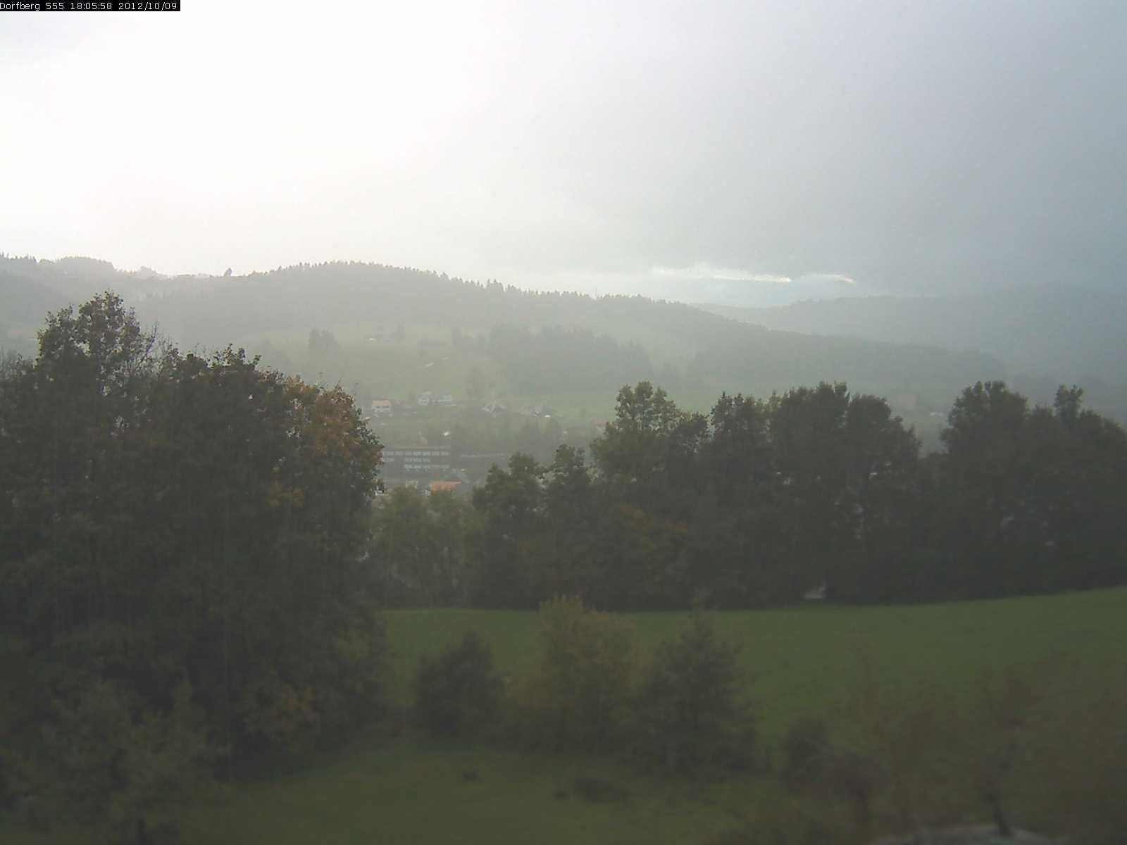 Webcam-Bild: Aussicht vom Dorfberg in Langnau 20121009-180600