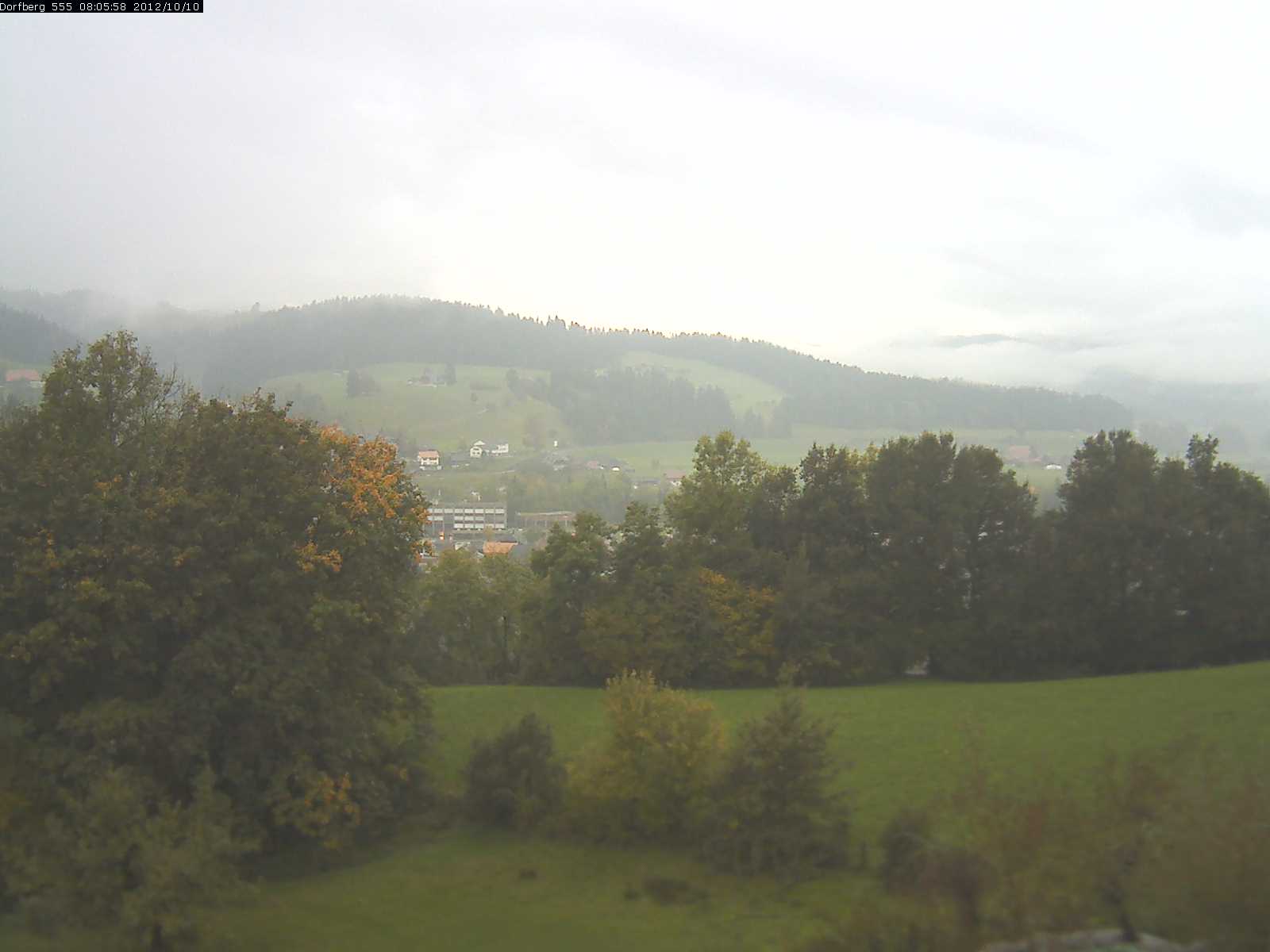 Webcam-Bild: Aussicht vom Dorfberg in Langnau 20121010-080600