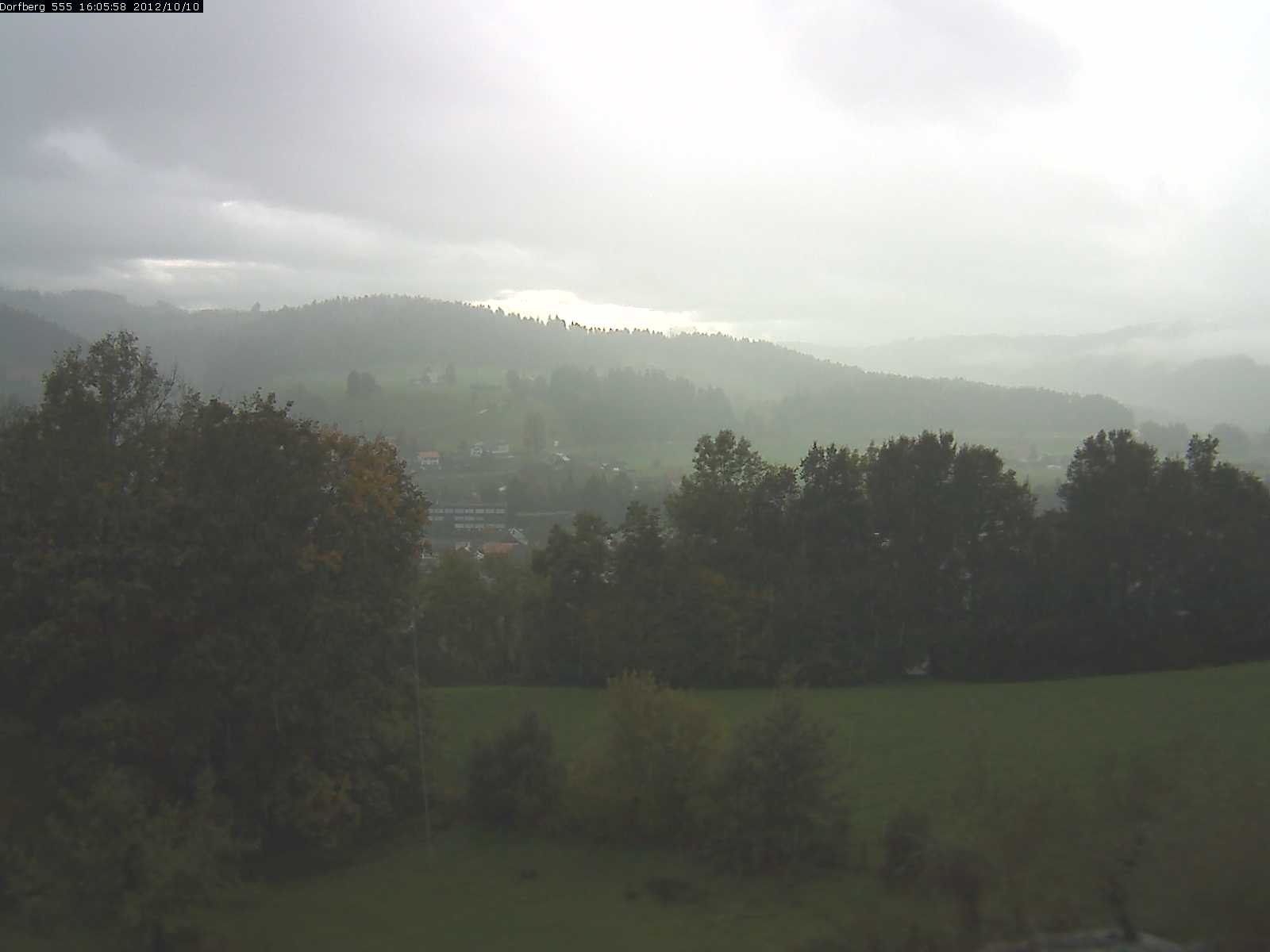 Webcam-Bild: Aussicht vom Dorfberg in Langnau 20121010-160600