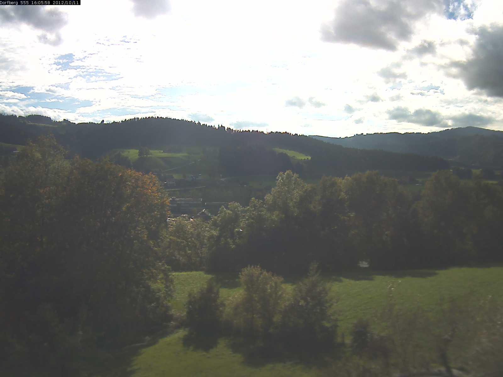 Webcam-Bild: Aussicht vom Dorfberg in Langnau 20121011-160600