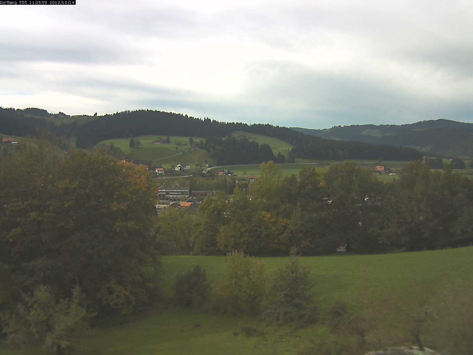 Webcam-Bild: Aussicht vom Dorfberg in Langnau 20121014-110600