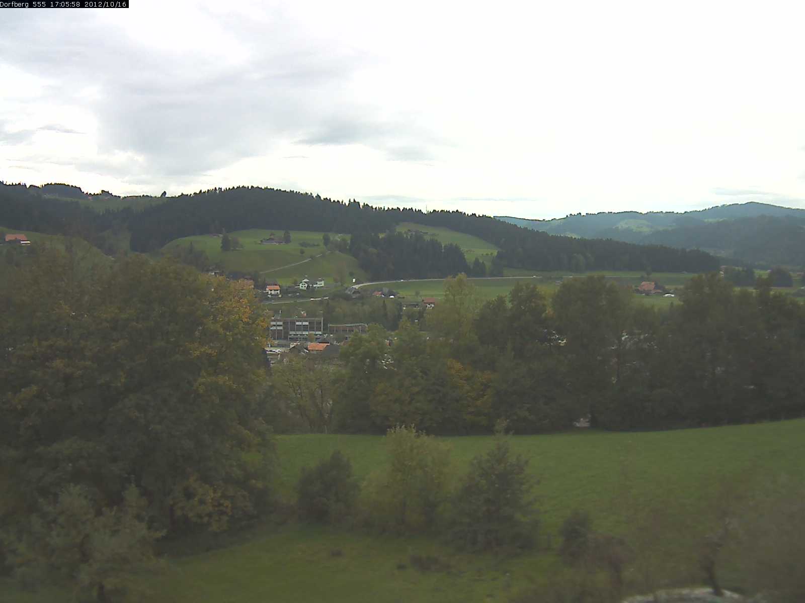 Webcam-Bild: Aussicht vom Dorfberg in Langnau 20121016-170600