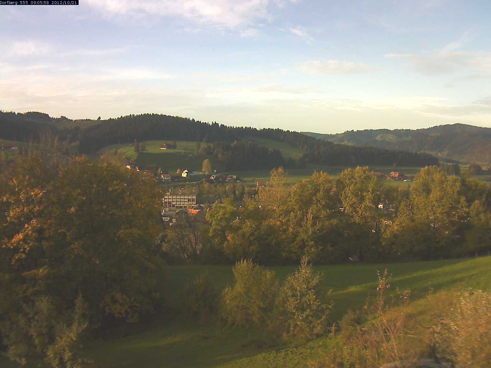 Webcam-Bild: Aussicht vom Dorfberg in Langnau 20121021-090600