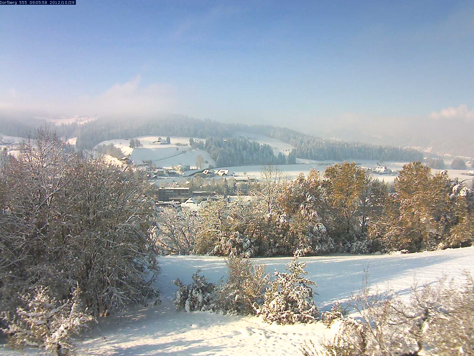 Webcam-Bild: Aussicht vom Dorfberg in Langnau 20121029-090600