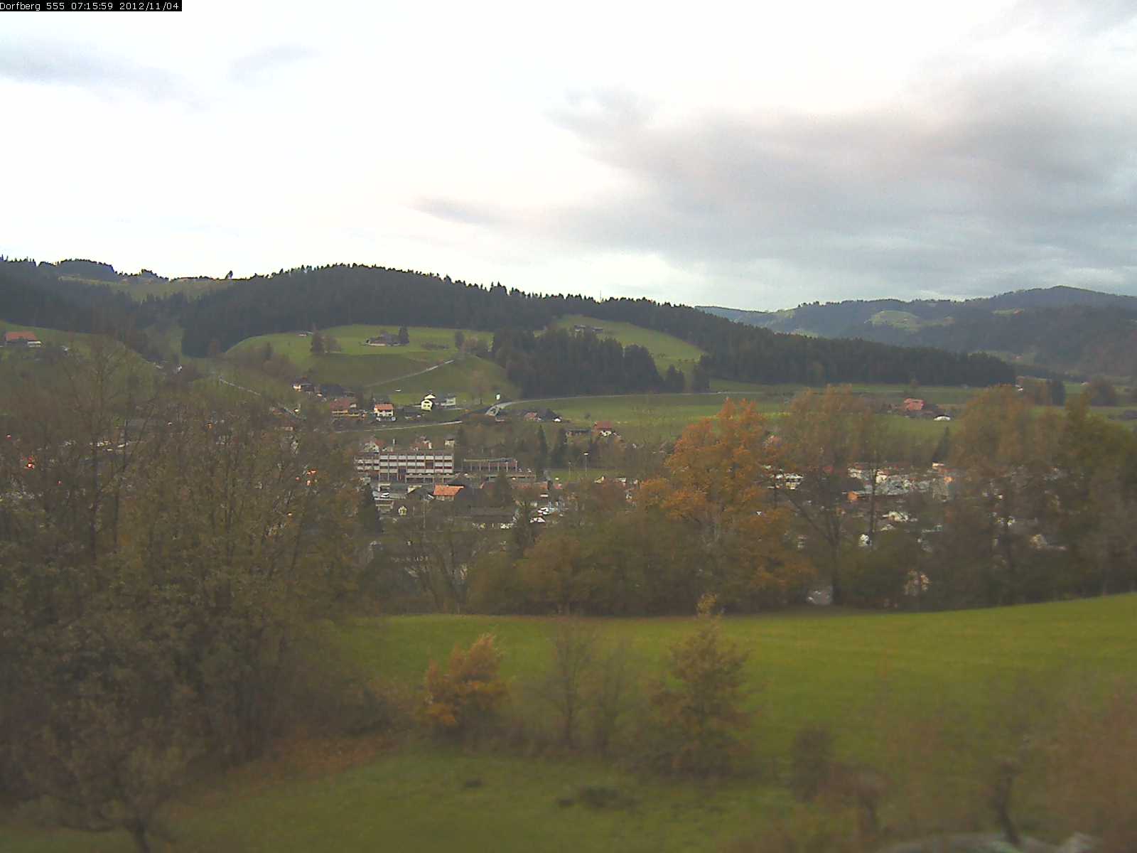 Webcam-Bild: Aussicht vom Dorfberg in Langnau 20121104-071600