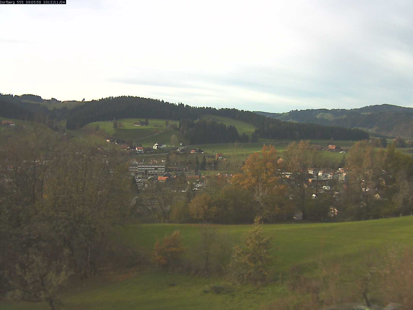 Webcam-Bild: Aussicht vom Dorfberg in Langnau 20121104-090600