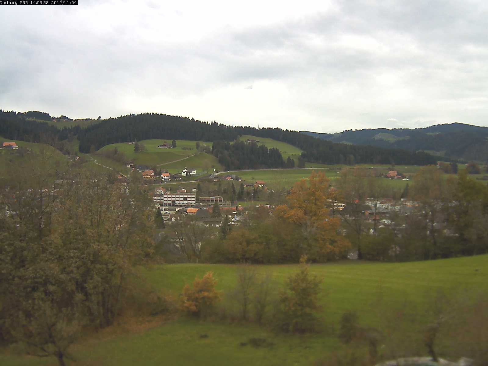 Webcam-Bild: Aussicht vom Dorfberg in Langnau 20121104-140600