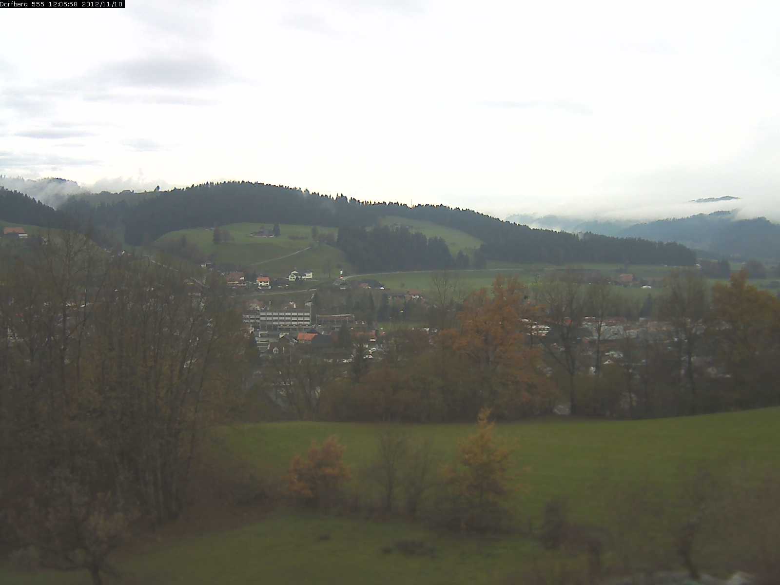 Webcam-Bild: Aussicht vom Dorfberg in Langnau 20121110-120600