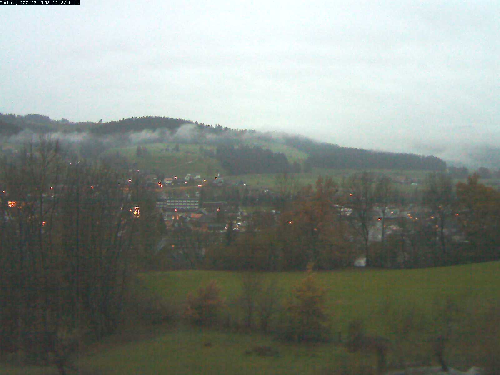 Webcam-Bild: Aussicht vom Dorfberg in Langnau 20121111-071600