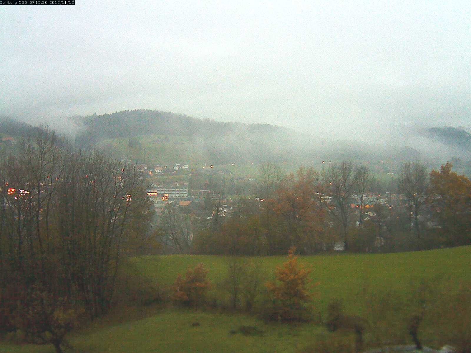 Webcam-Bild: Aussicht vom Dorfberg in Langnau 20121112-071600