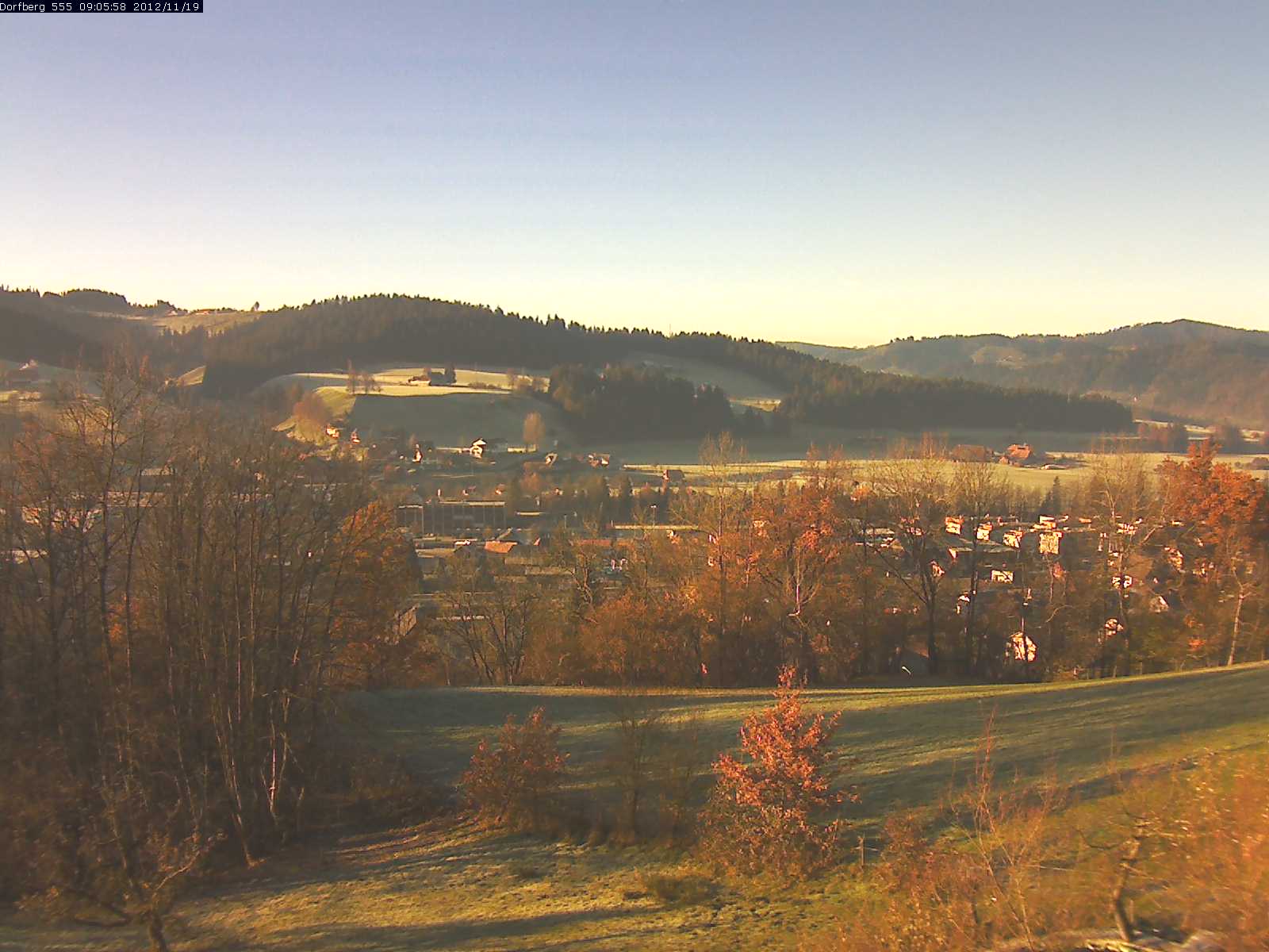 Webcam-Bild: Aussicht vom Dorfberg in Langnau 20121119-090600