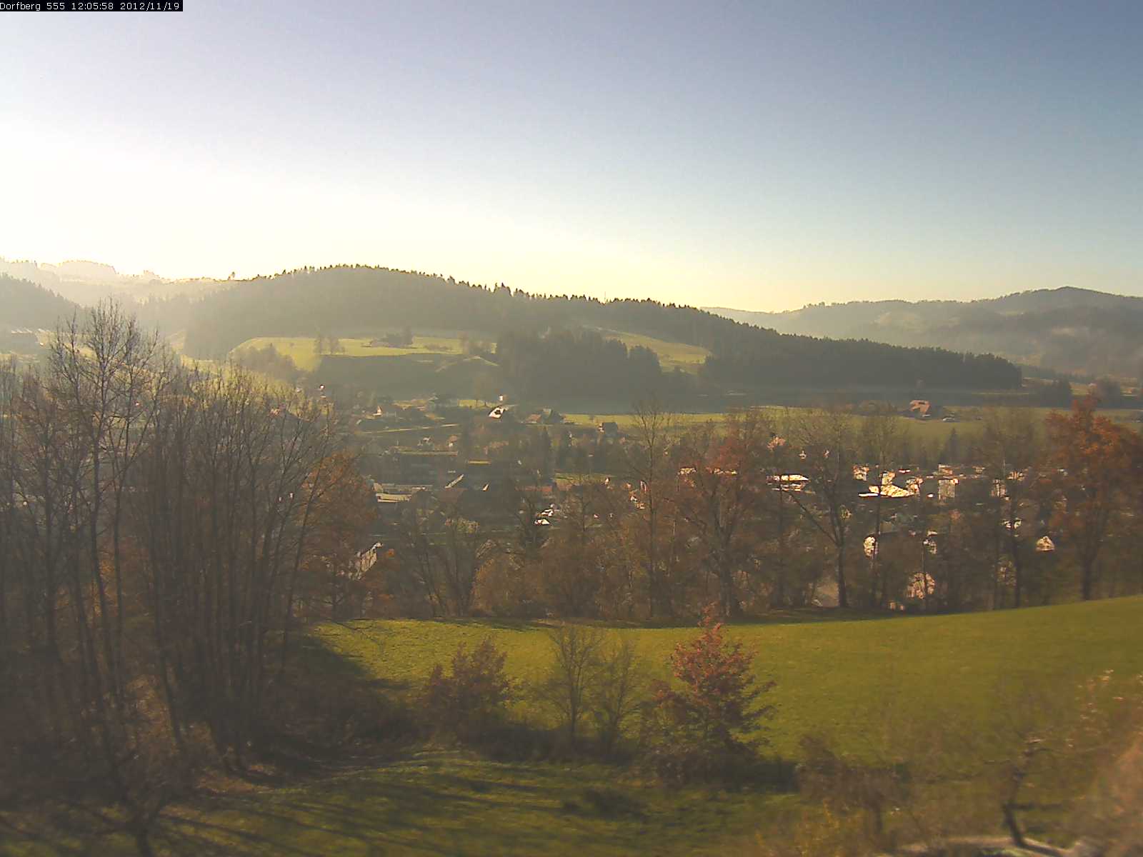 Webcam-Bild: Aussicht vom Dorfberg in Langnau 20121119-120600