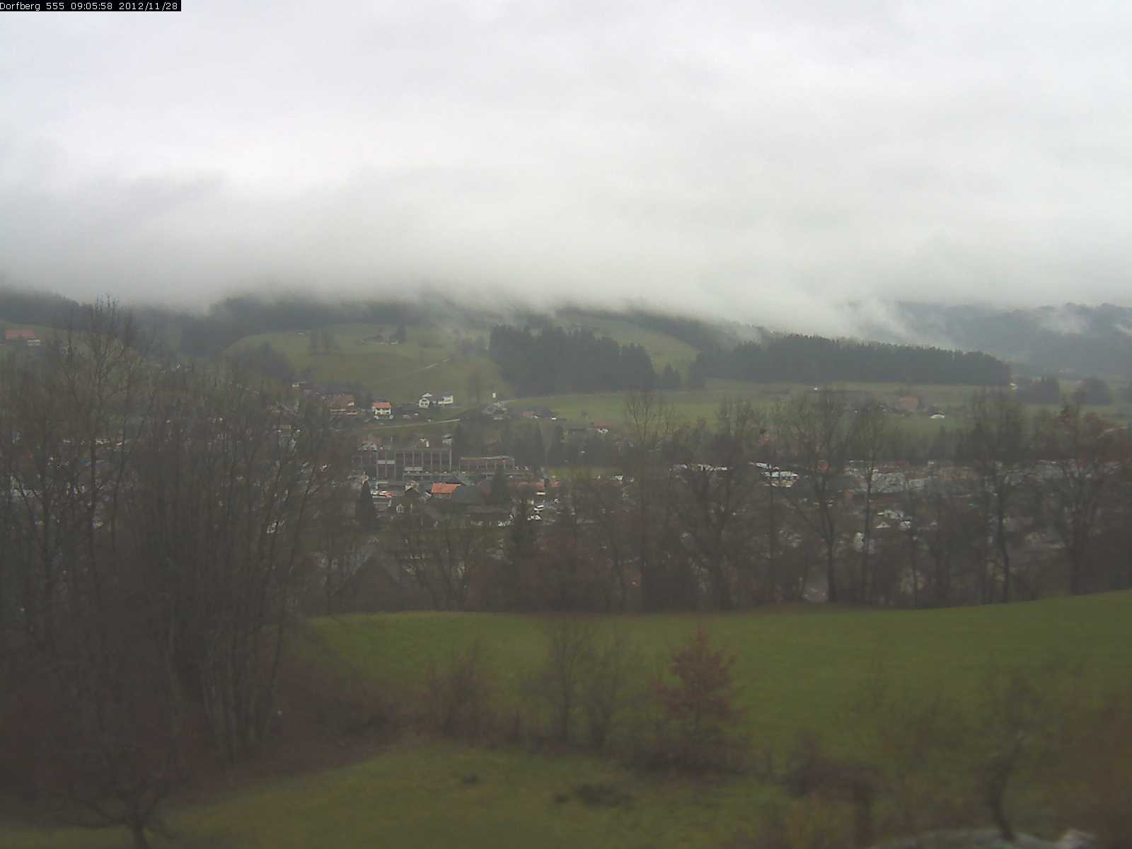 Webcam-Bild: Aussicht vom Dorfberg in Langnau 20121128-090600
