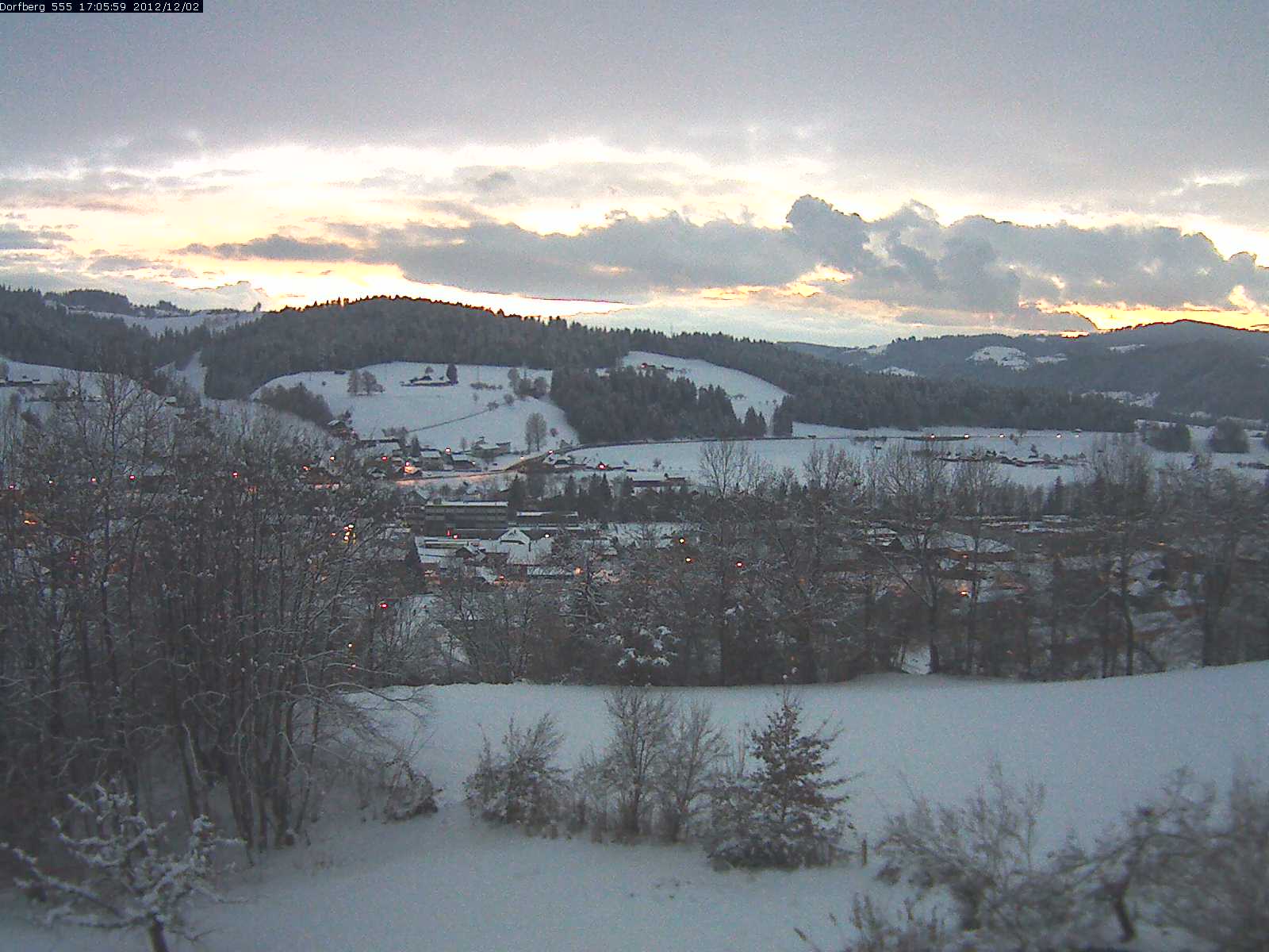 Webcam-Bild: Aussicht vom Dorfberg in Langnau 20121202-170600