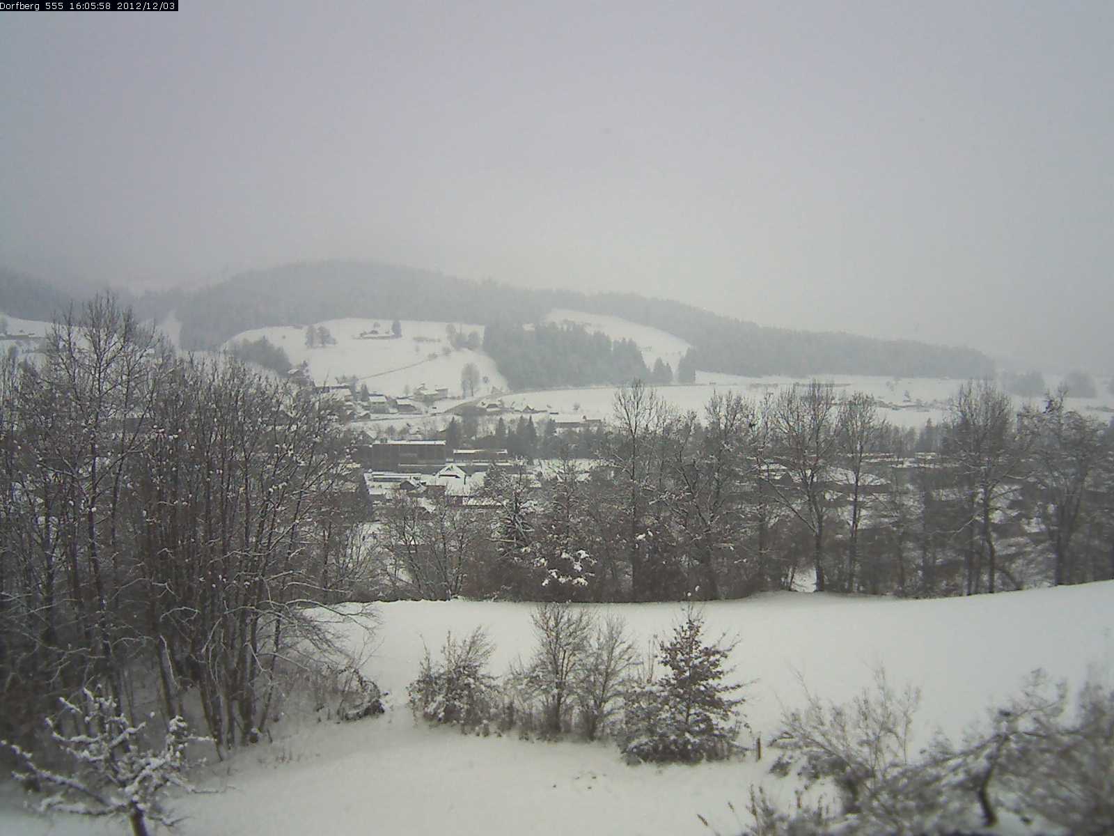 Webcam-Bild: Aussicht vom Dorfberg in Langnau 20121203-160600