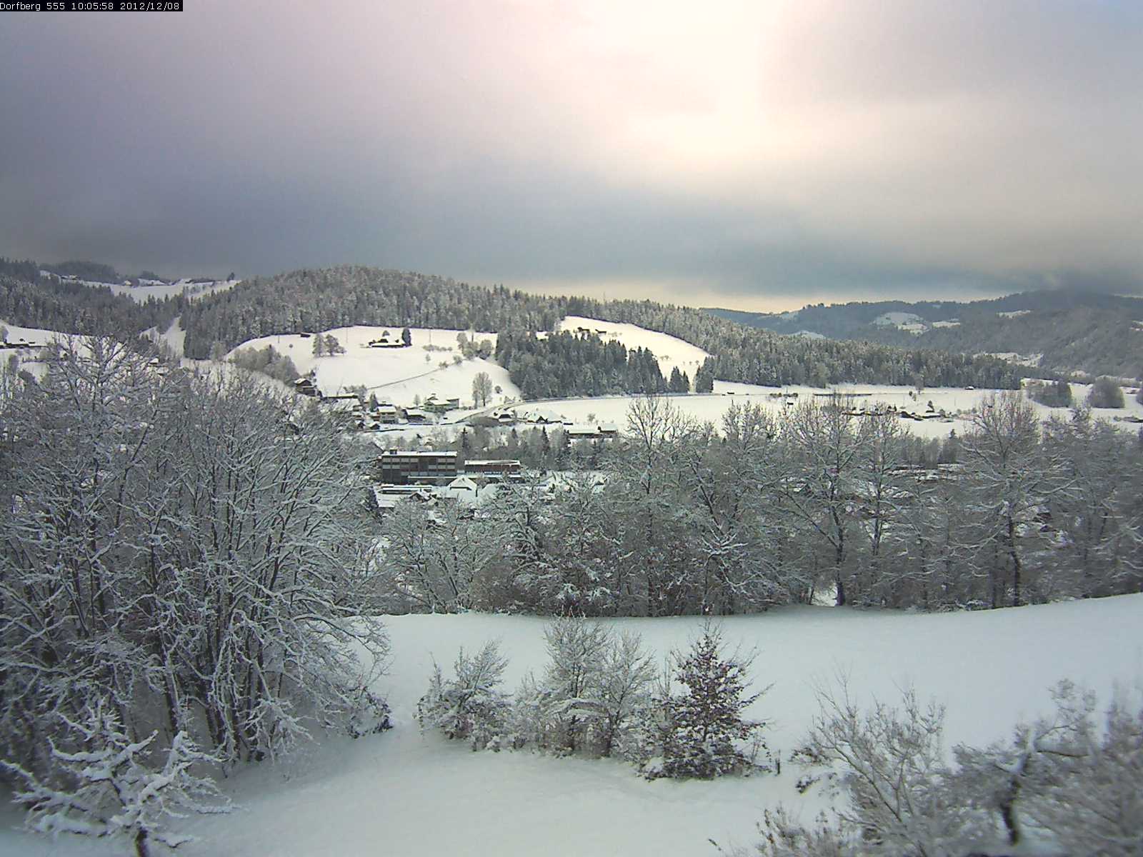 Webcam-Bild: Aussicht vom Dorfberg in Langnau 20121208-100600