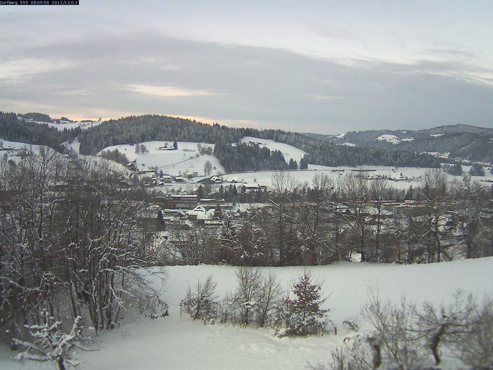 Webcam-Bild: Aussicht vom Dorfberg in Langnau 20121213-080600