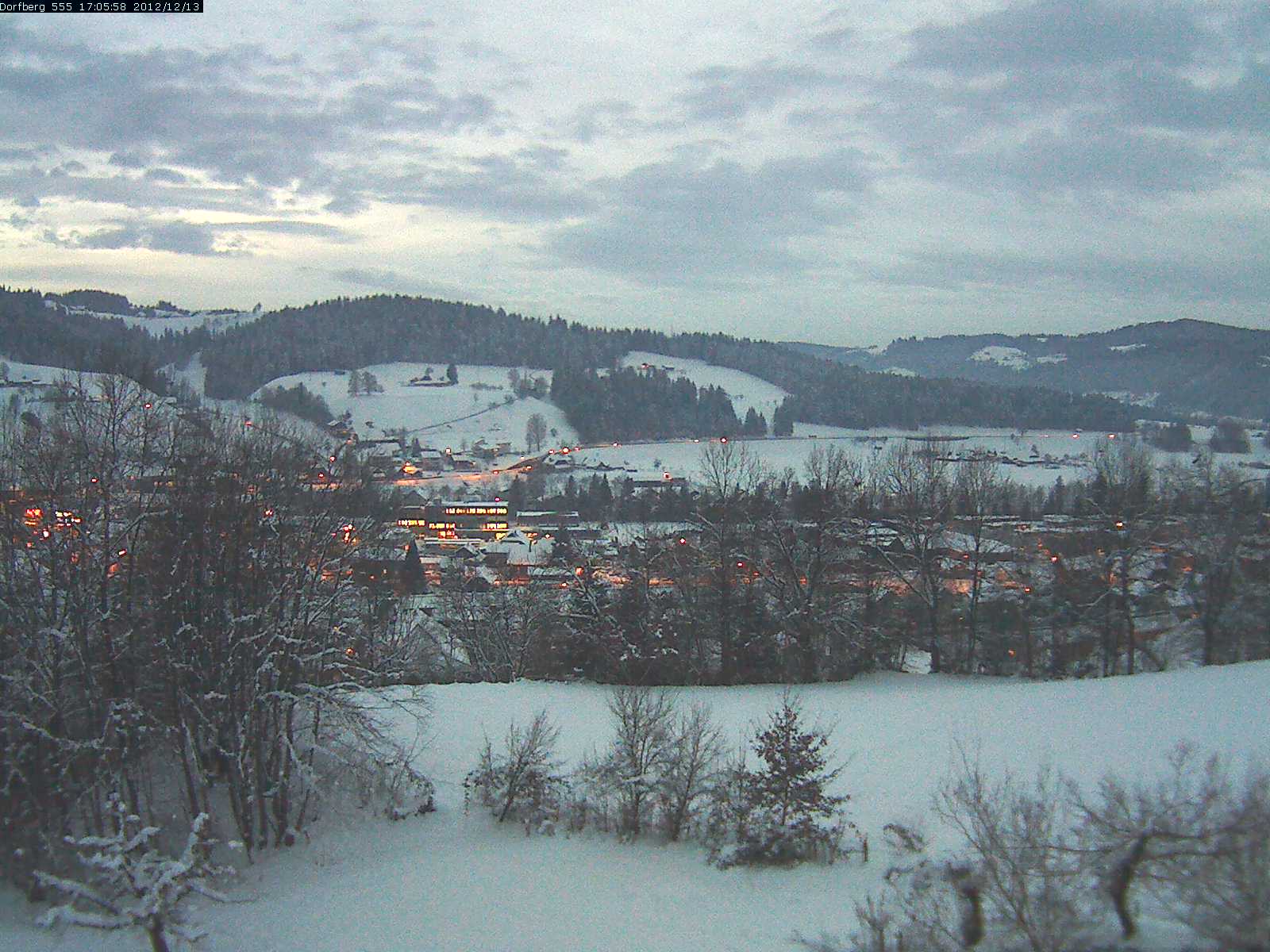 Webcam-Bild: Aussicht vom Dorfberg in Langnau 20121213-170600