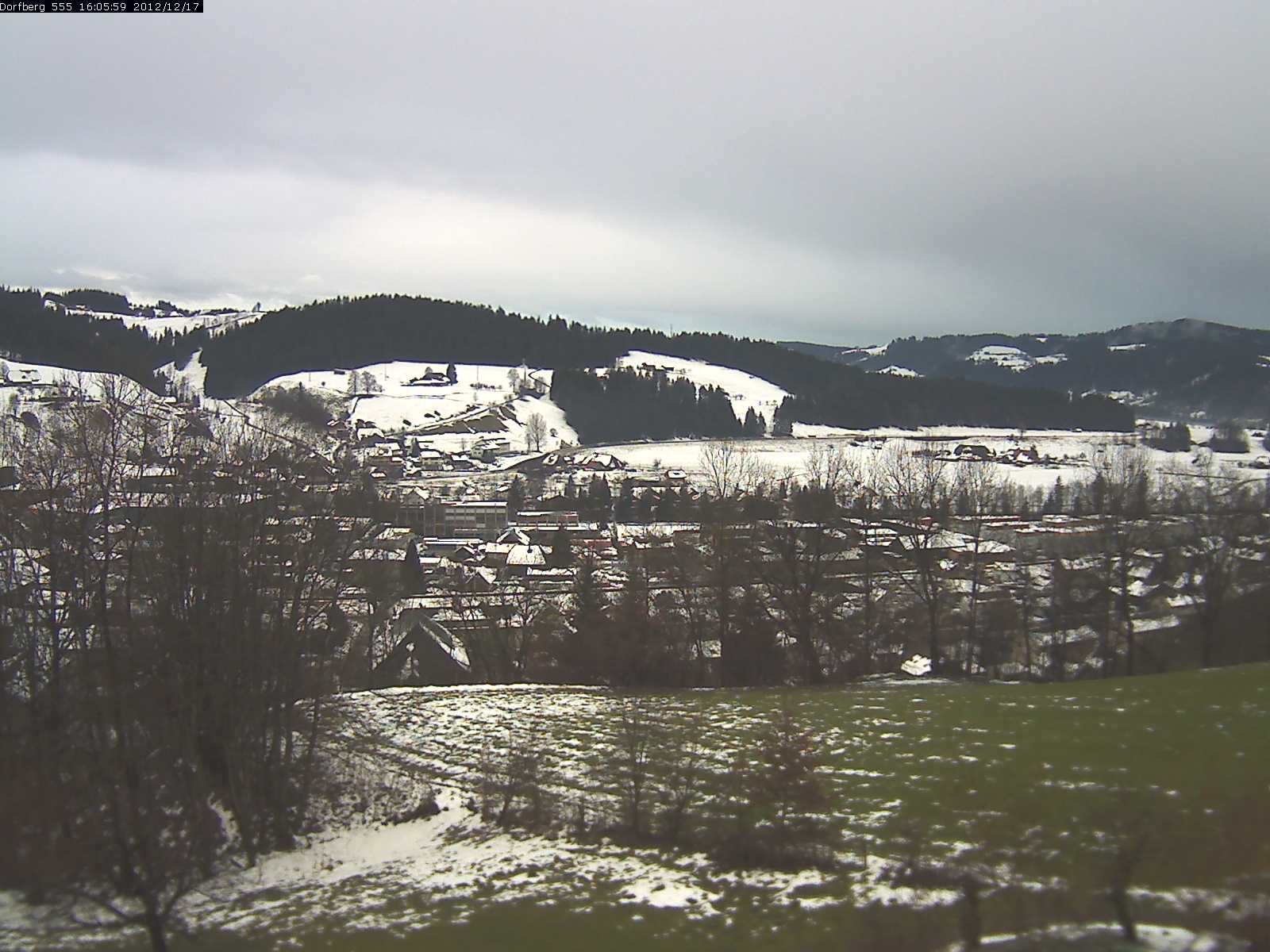 Webcam-Bild: Aussicht vom Dorfberg in Langnau 20121217-160600